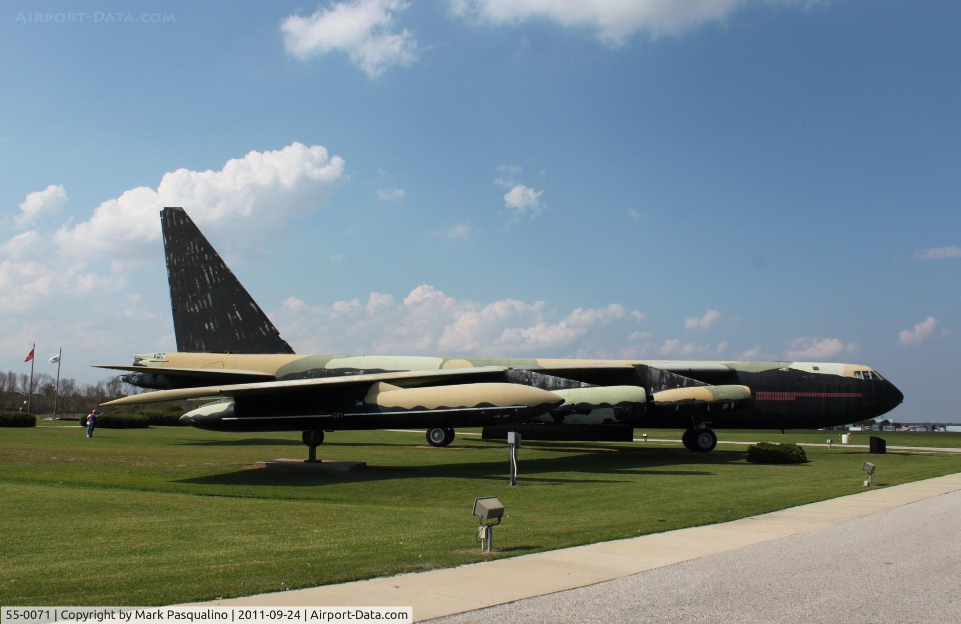 55-0071, 1955 Boeing B-52D-55-BO Stratofortress C/N 17193, Boeing B-52D
