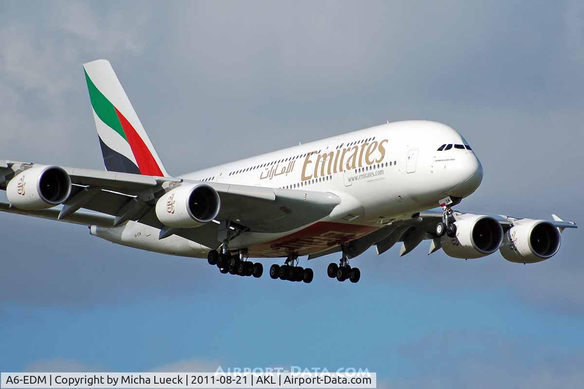 A6-EDM, 2010 Airbus A380-861 C/N 042, At Auckland