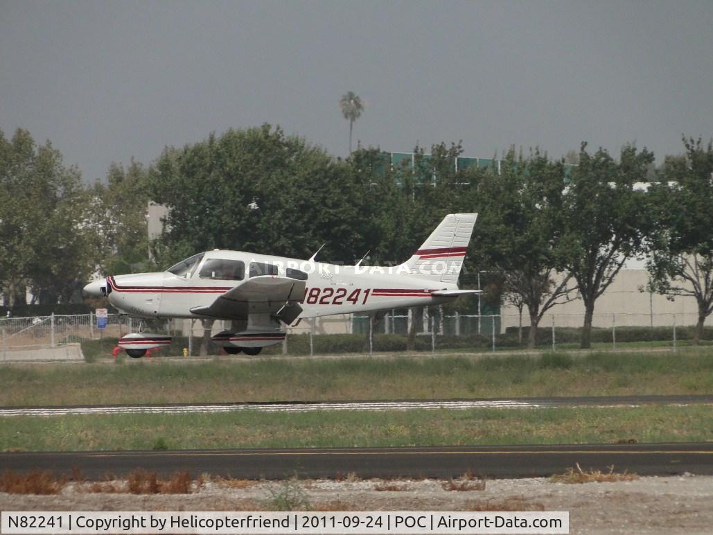 N82241, 1982 Piper PA-28-181 C/N 28-8390018, Almost down