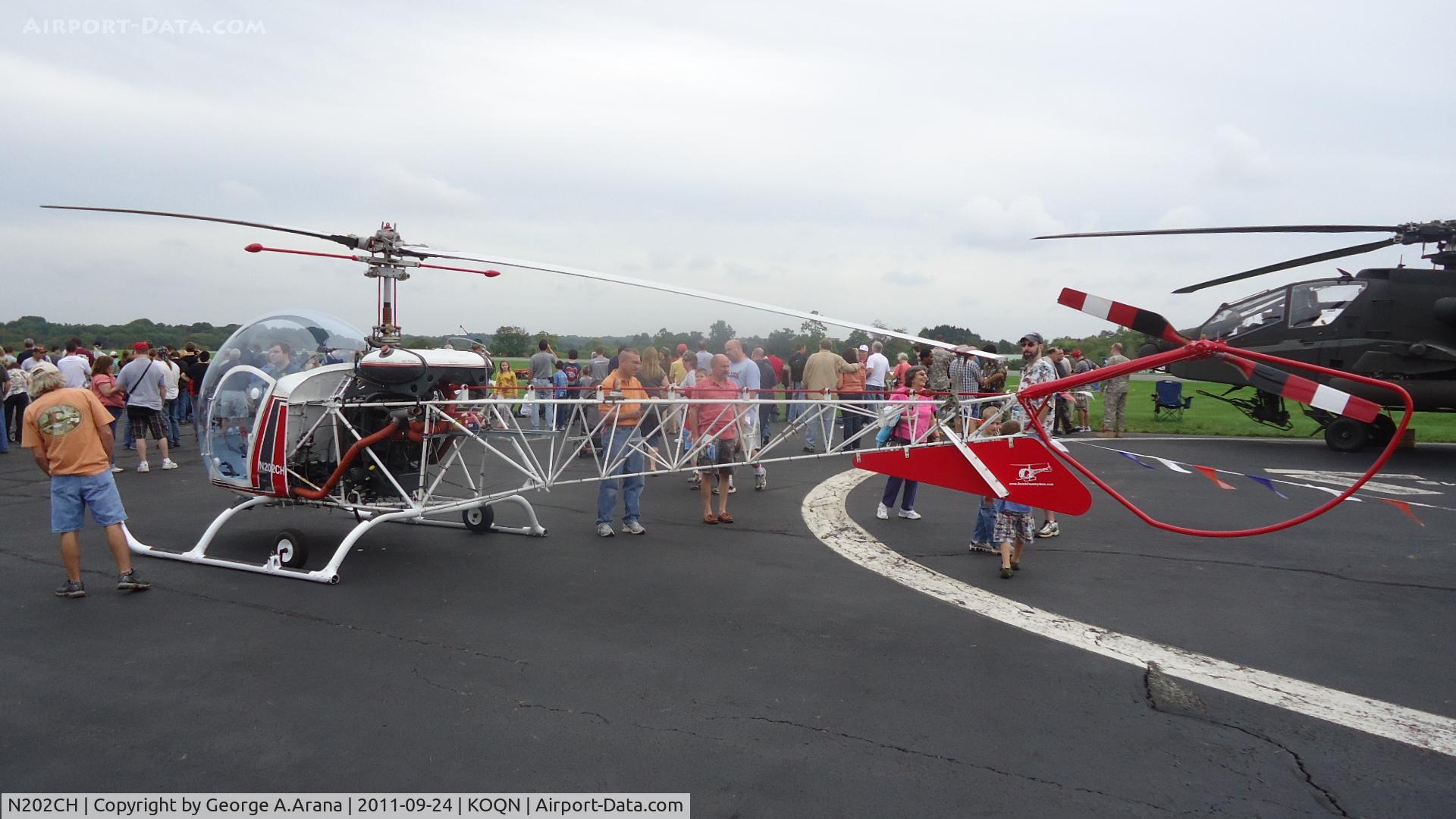 N202CH, 1951 Bell 47D-1 C/N 301, Port side view