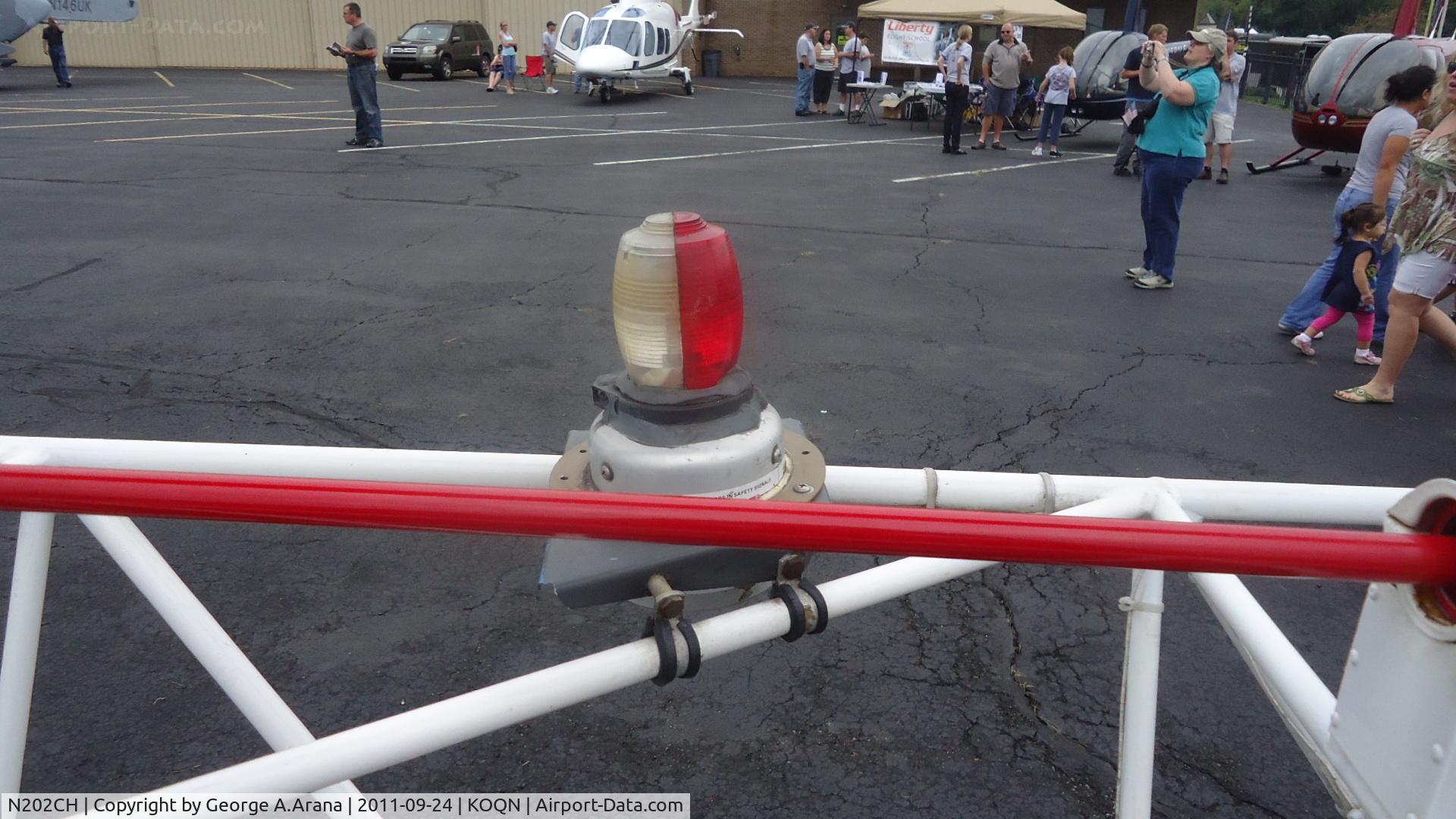 N202CH, 1951 Bell 47D-1 C/N 301, Anti collision flashing beacon