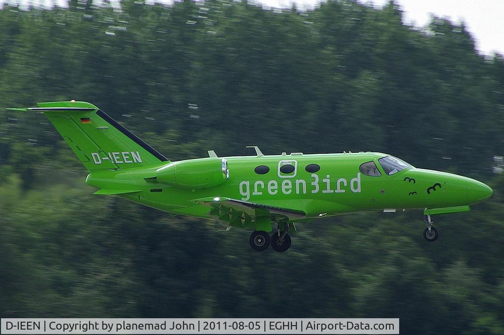 D-IEEN, 2009 Cessna 510 Citation Mustang Citation Mustang C/N 510-0262, Landing on 26
