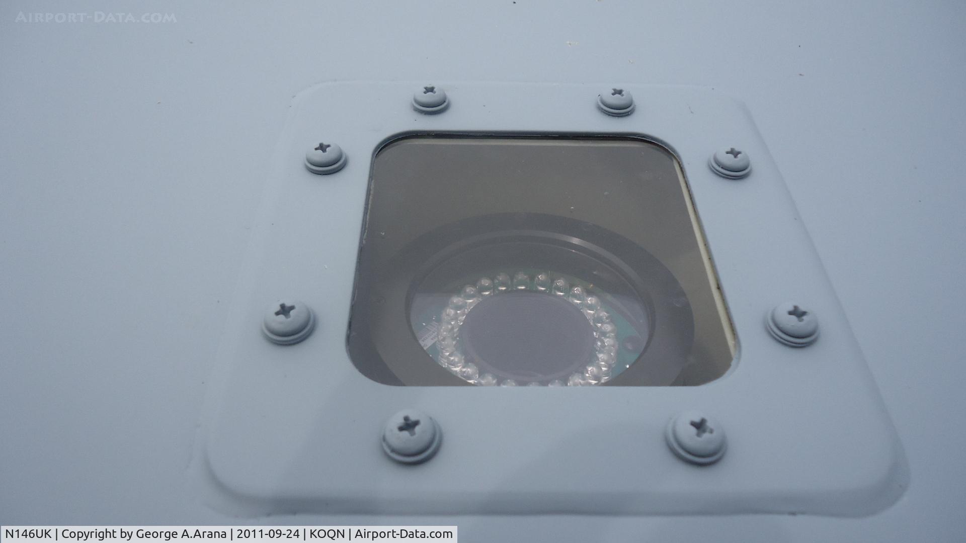 N146UK, 2011 Sikorsky S-92A C/N 92-0146, Light right below windshield