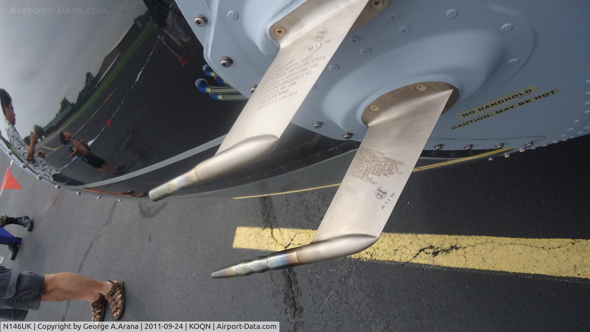 N146UK, 2011 Sikorsky S-92A C/N 92-0146, Double pitot probes on port side