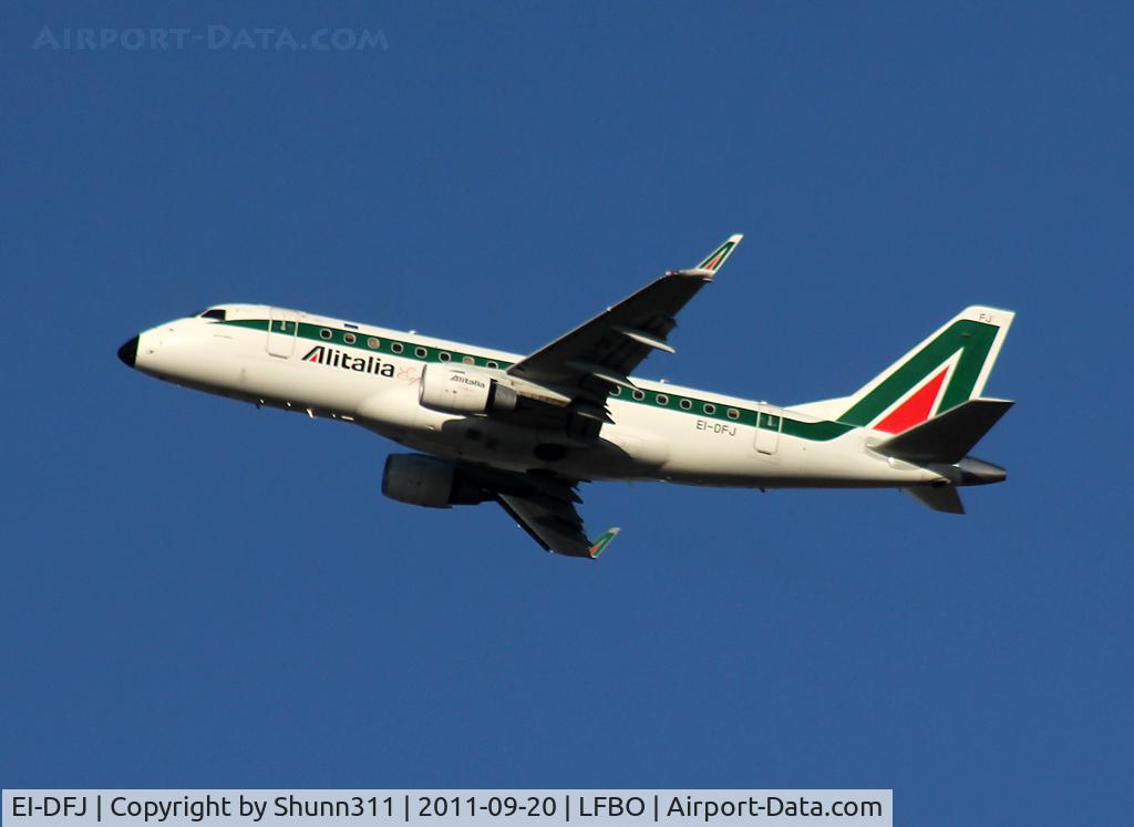 EI-DFJ, 2003 Embraer 170LR (ERJ-170-100LR) C/N 17000011, Climbing from rwy 32R