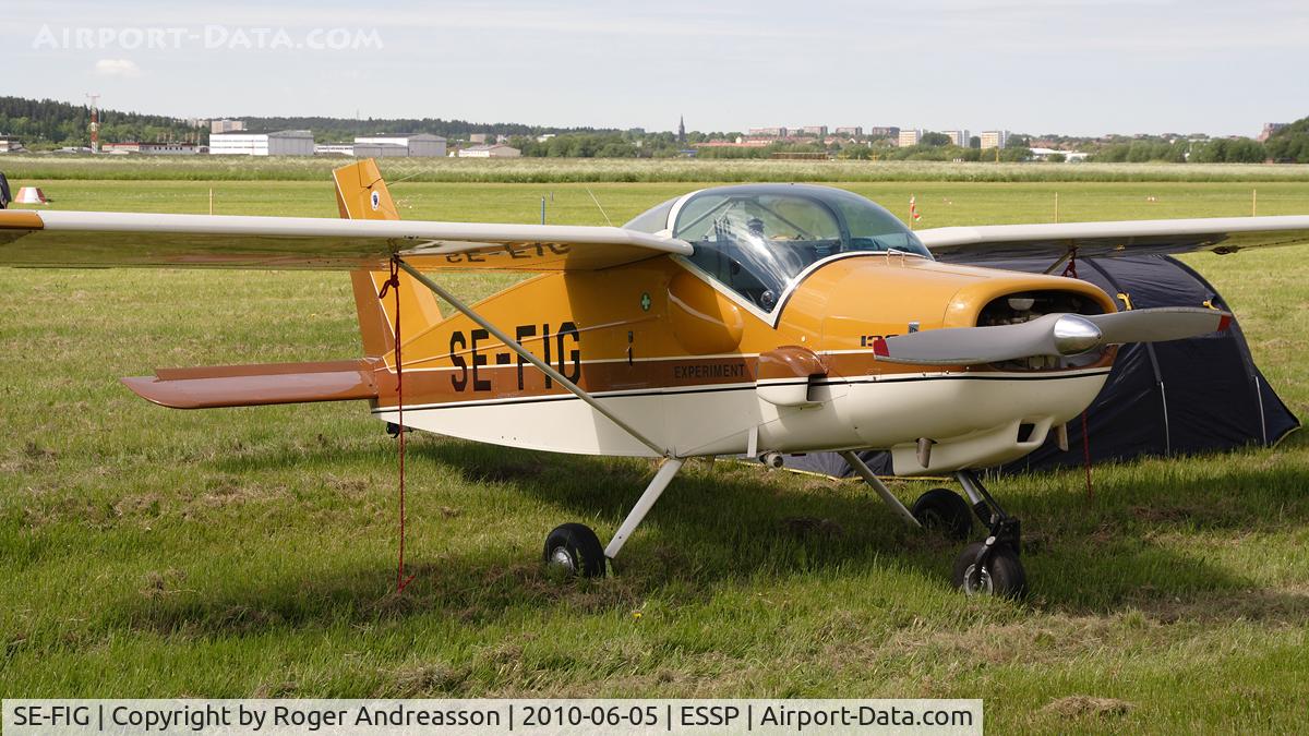 SE-FIG, 1970 Malmo MFI-9B Trainer C/N 69-146, At EAA FlyIn