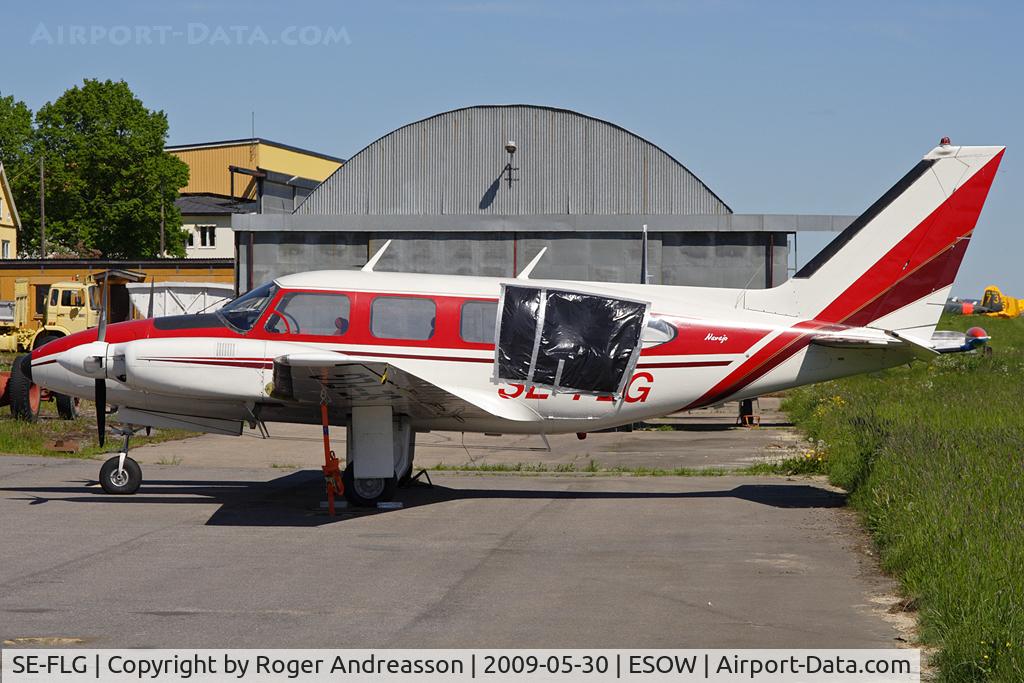 SE-FLG, 1969 Piper PA-31-310 Navajo Navajo C/N 31-361, Stored at Hässlögymnasiet