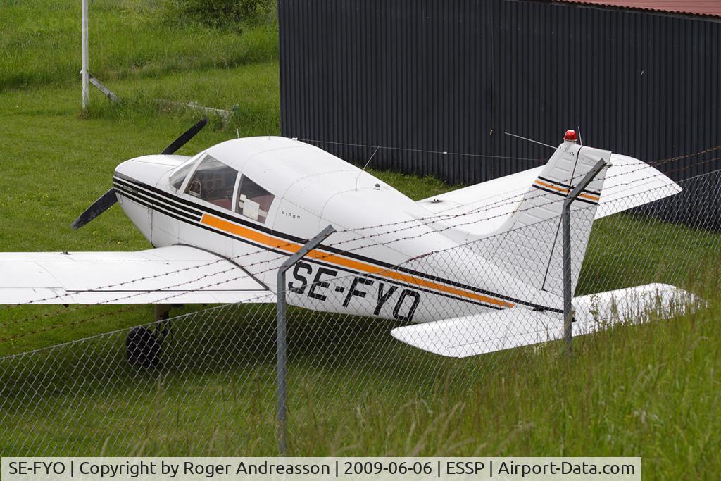 SE-FYO, 1972 Piper PA-28-140 C/N 28-7225196, CofA expired 2000-06-30