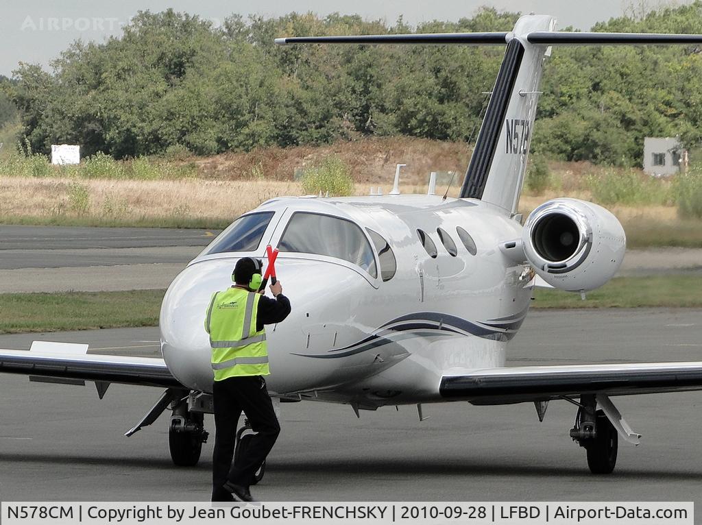 N578CM, Cessna 510 Citation Mustang C/N 510-0292, parking Air Assistance