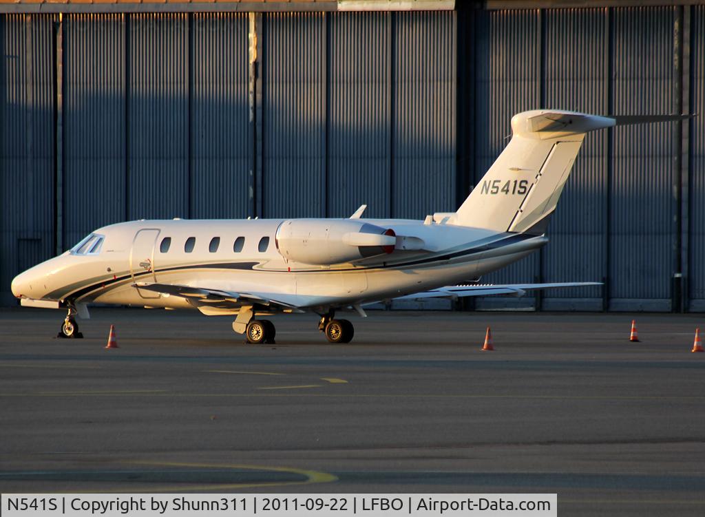 N541S, 1986 Cessna 650 Citation III C/N 650-0115, Parked...