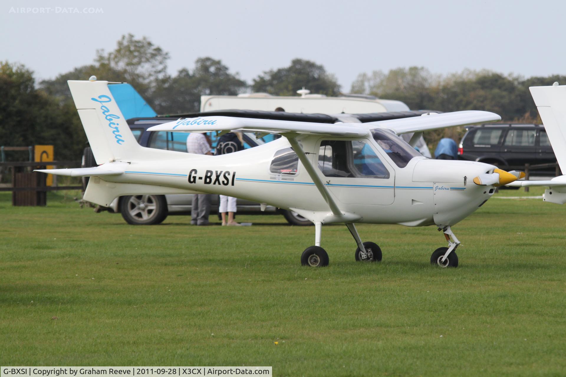 G-BXSI, 1998 Jabiru SK C/N PFA 274-13204, Parked at Northrepps.