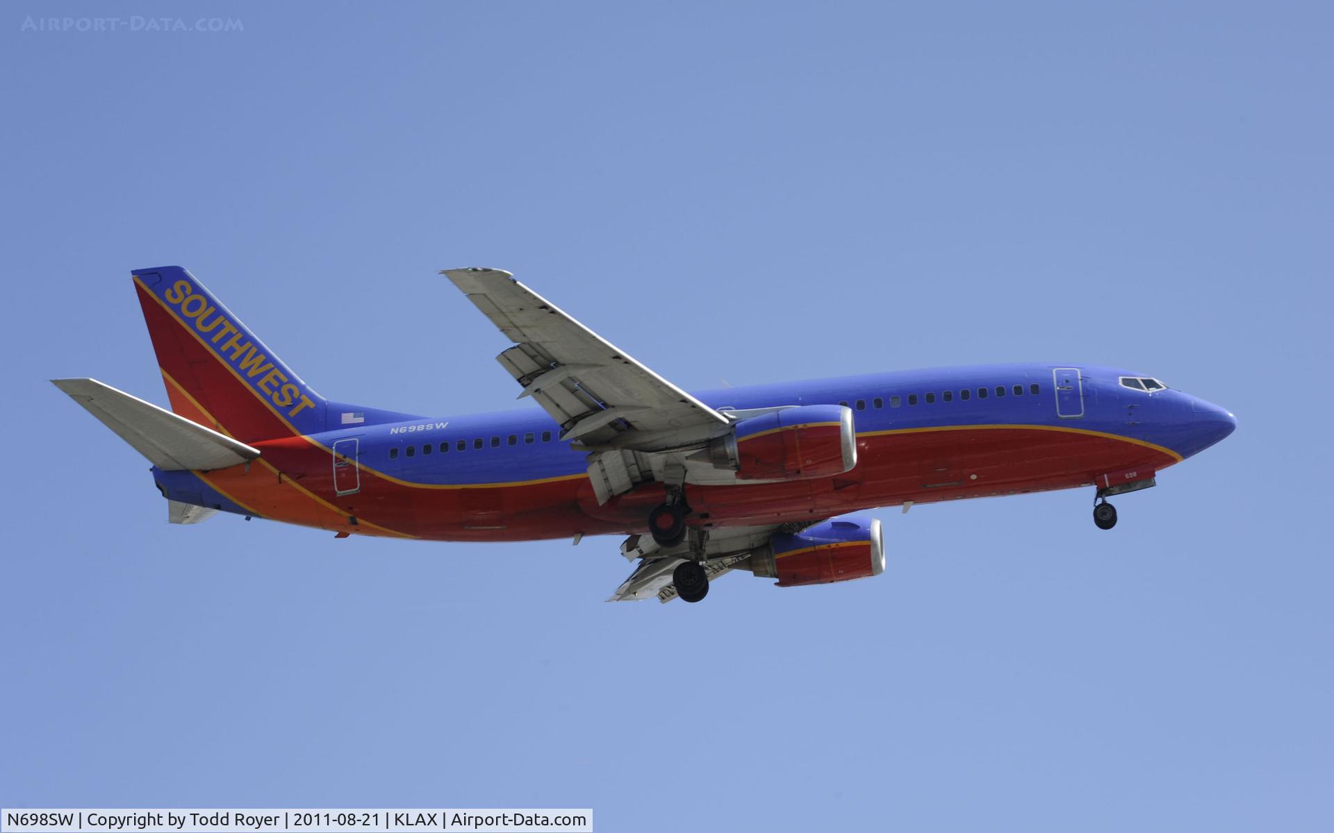 N698SW, 1986 Boeing 737-317 C/N 23176, Southwest