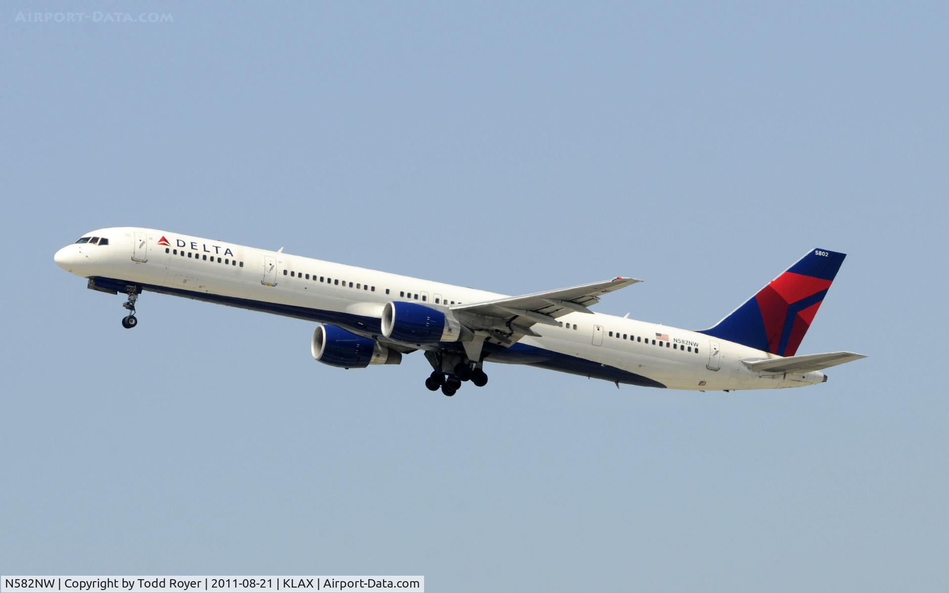 N582NW, 2002 Boeing 757-351 C/N 32981, Delta