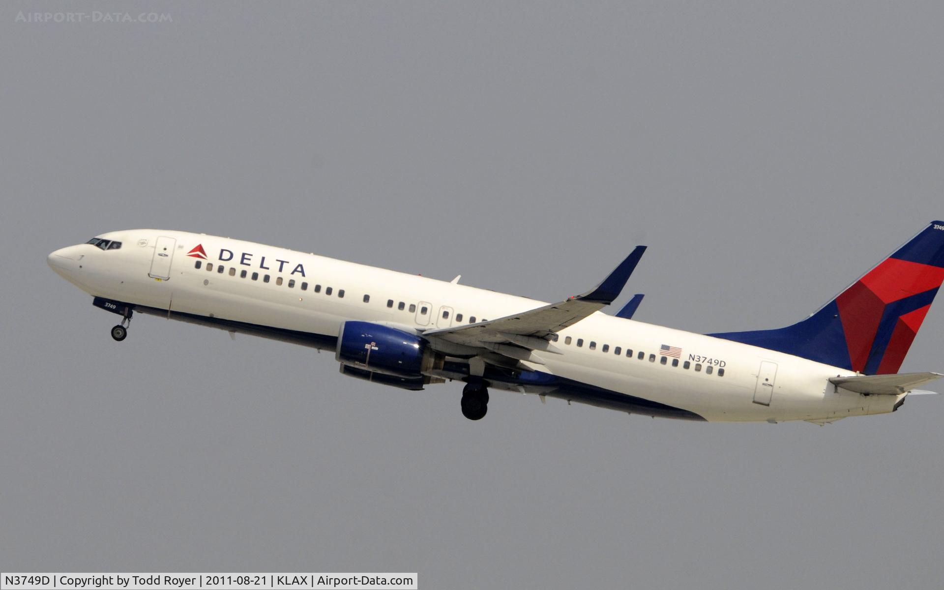N3749D, 2001 Boeing 737-832 C/N 30490, Delta