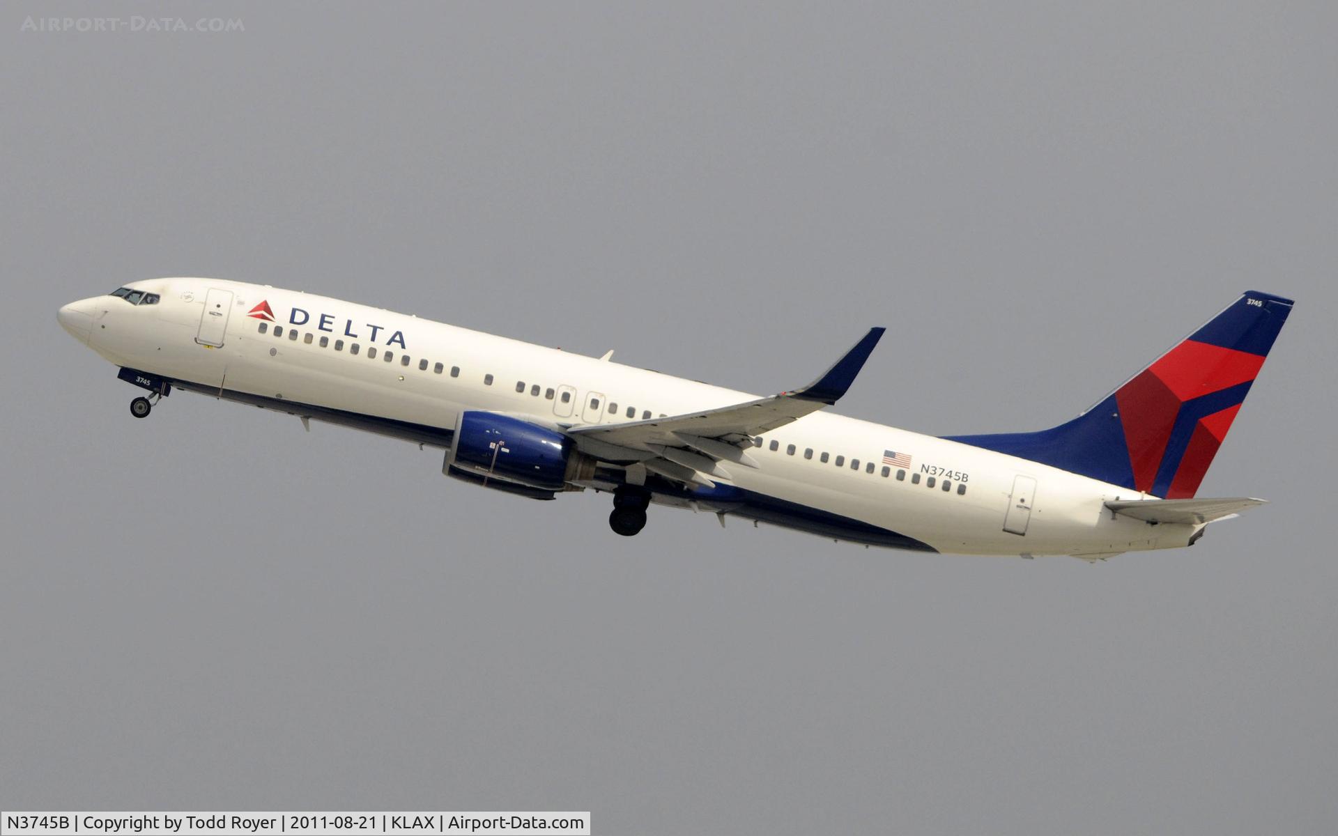 N3745B, 2001 Boeing 737-832 C/N 32373, Delta