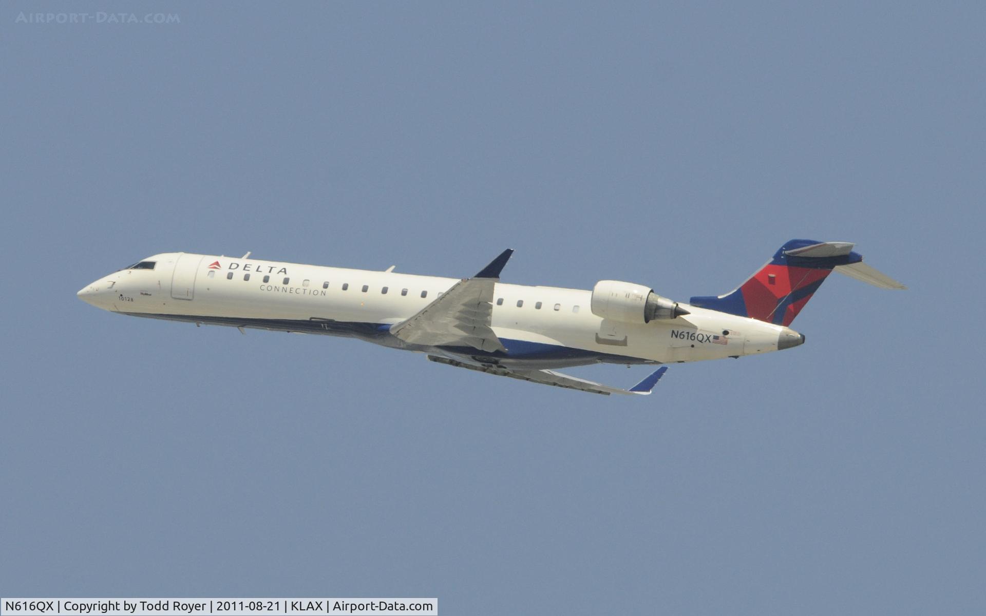 N616QX, 2003 Bombardier CRJ-701 (CL-600-2C10) C/N 10128, Delta