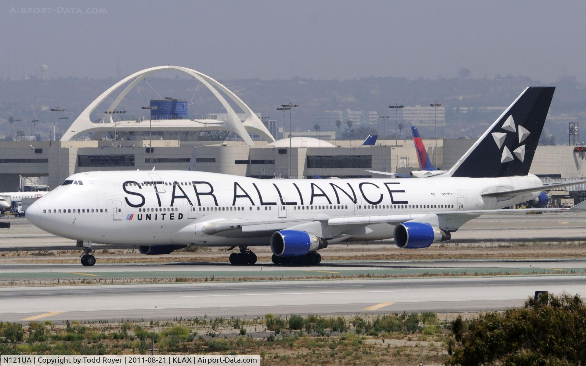 N121UA, 1999 Boeing 747-422 C/N 29167, United