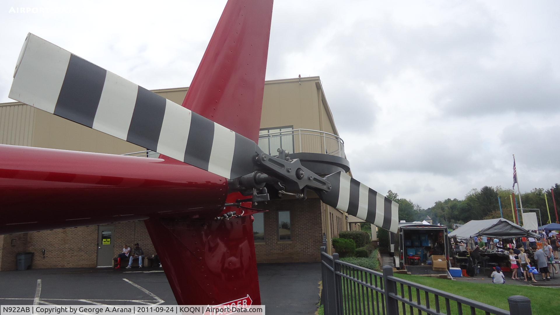 N922AB, 2001 Robinson R44 C/N 1083, Tail rotor