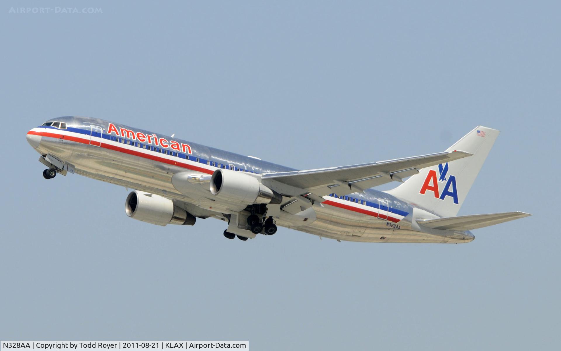 N328AA, 1986 Boeing 767-223 C/N 22328, American
