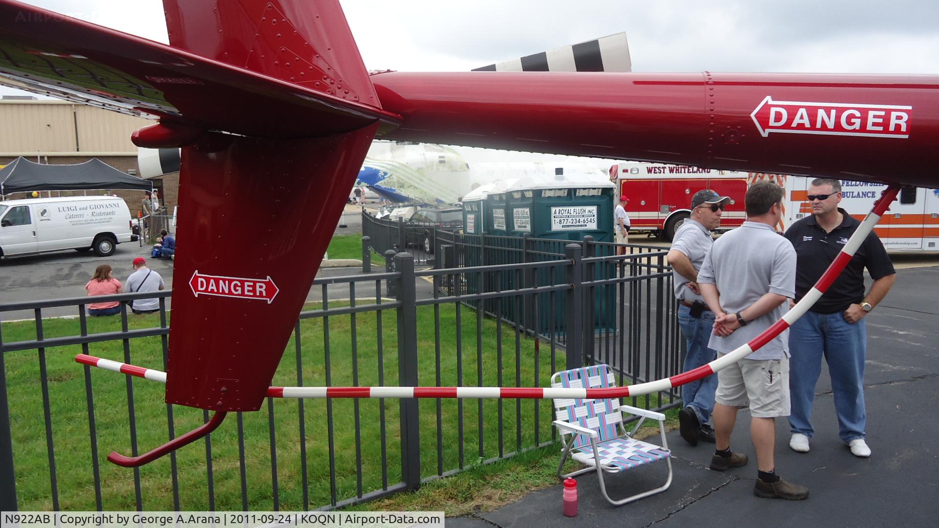 N922AB, 2001 Robinson R44 C/N 1083, Tail rotor guard