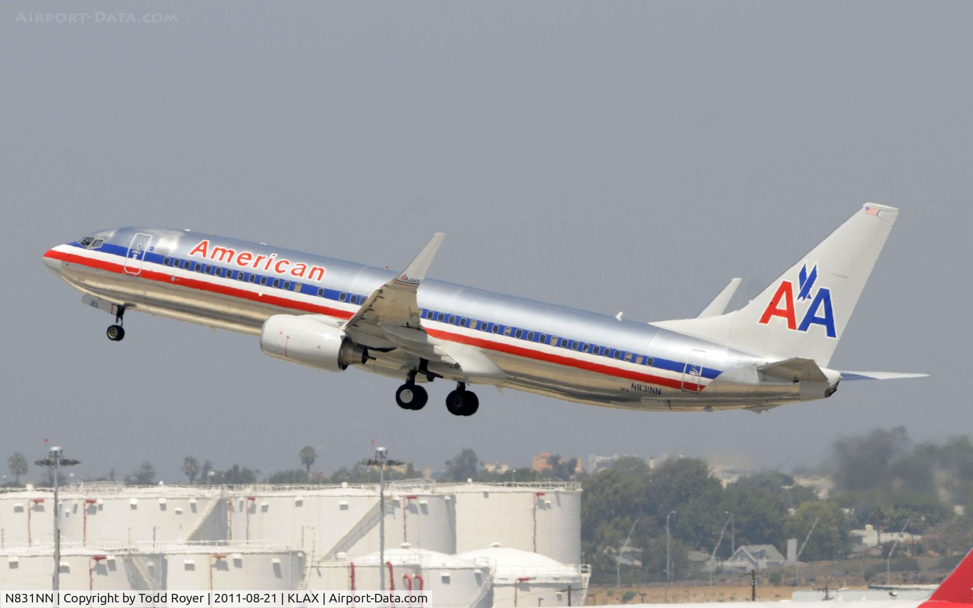 N831NN, 2010 Boeing 737-823 C/N 33211, American