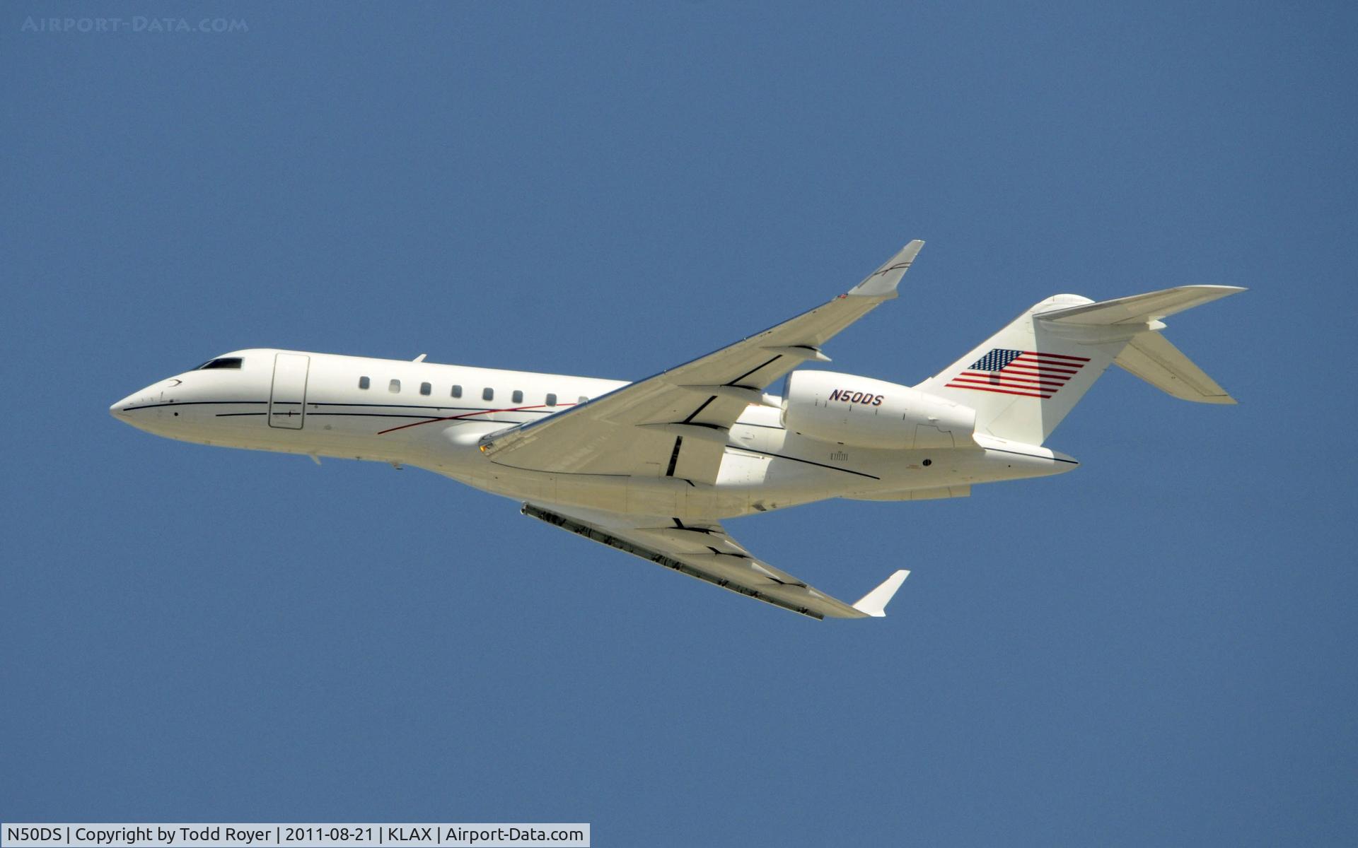 N50DS, 2004 Bombardier BD-700 Global 5000 C/N 9140, Departing LAX