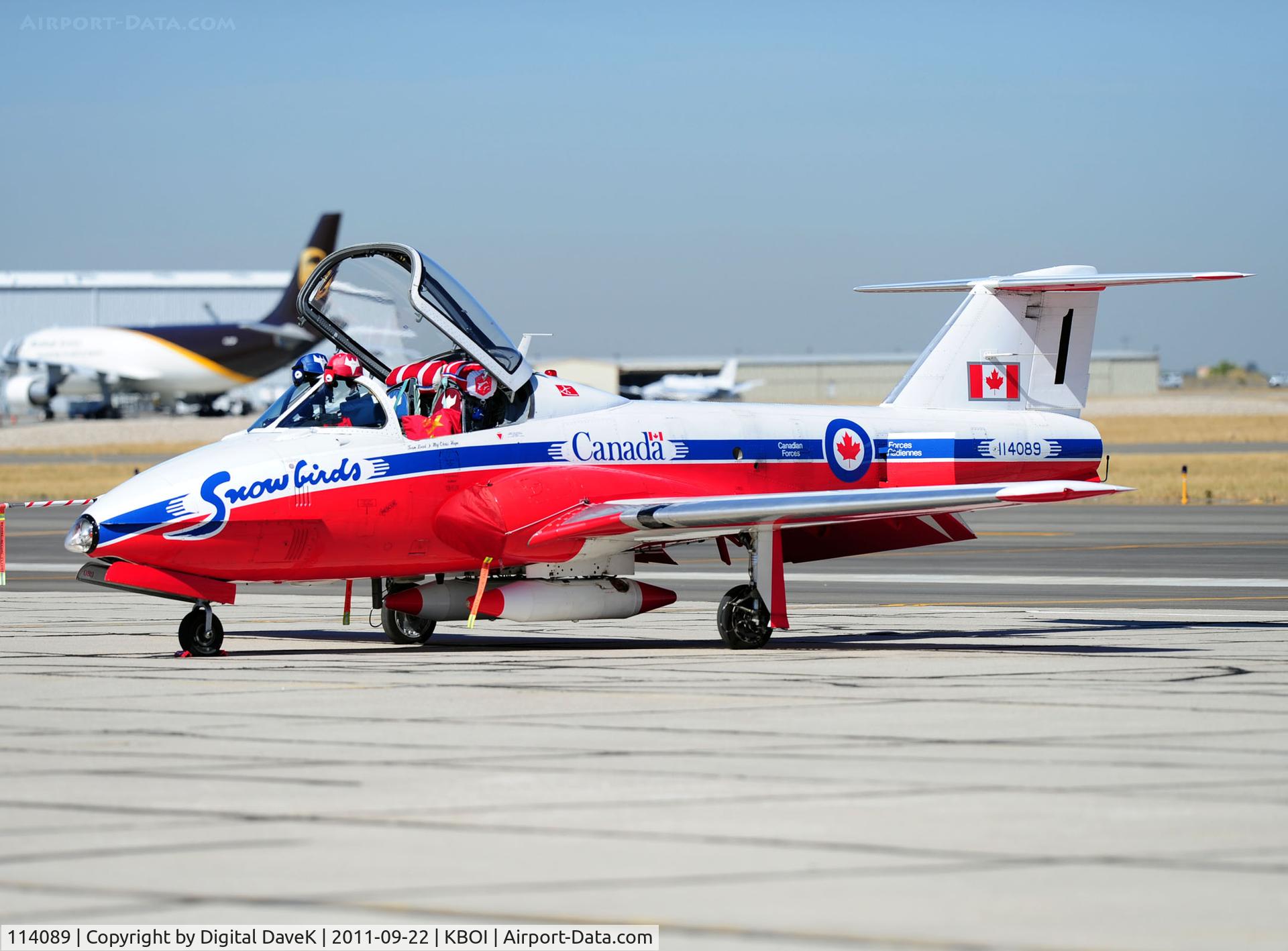 114089, Canadair CT-114 Tutor C/N 1089, On the ramp