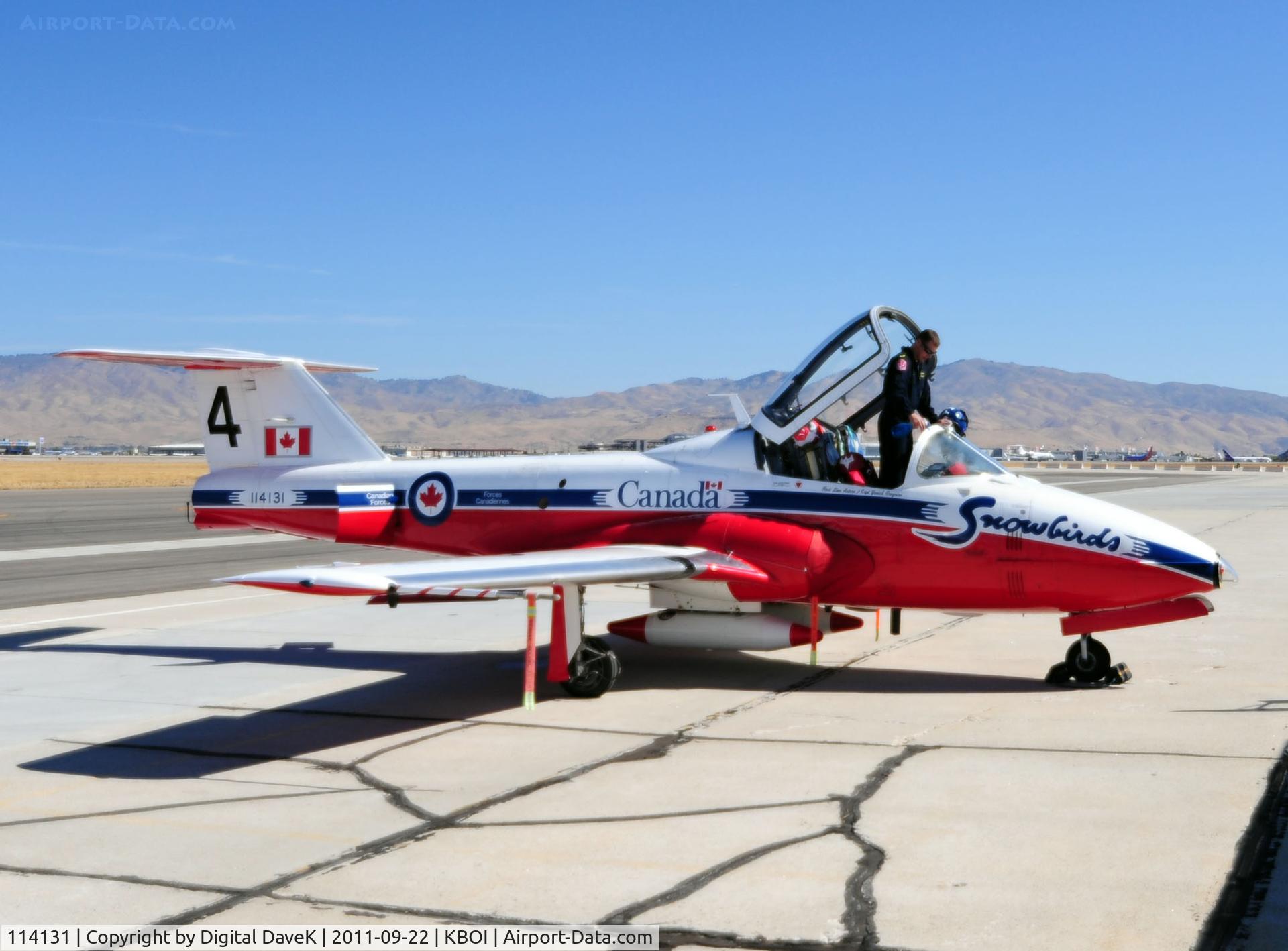 114131, Canadair CT-114 Tutor C/N 1131, On the ramp