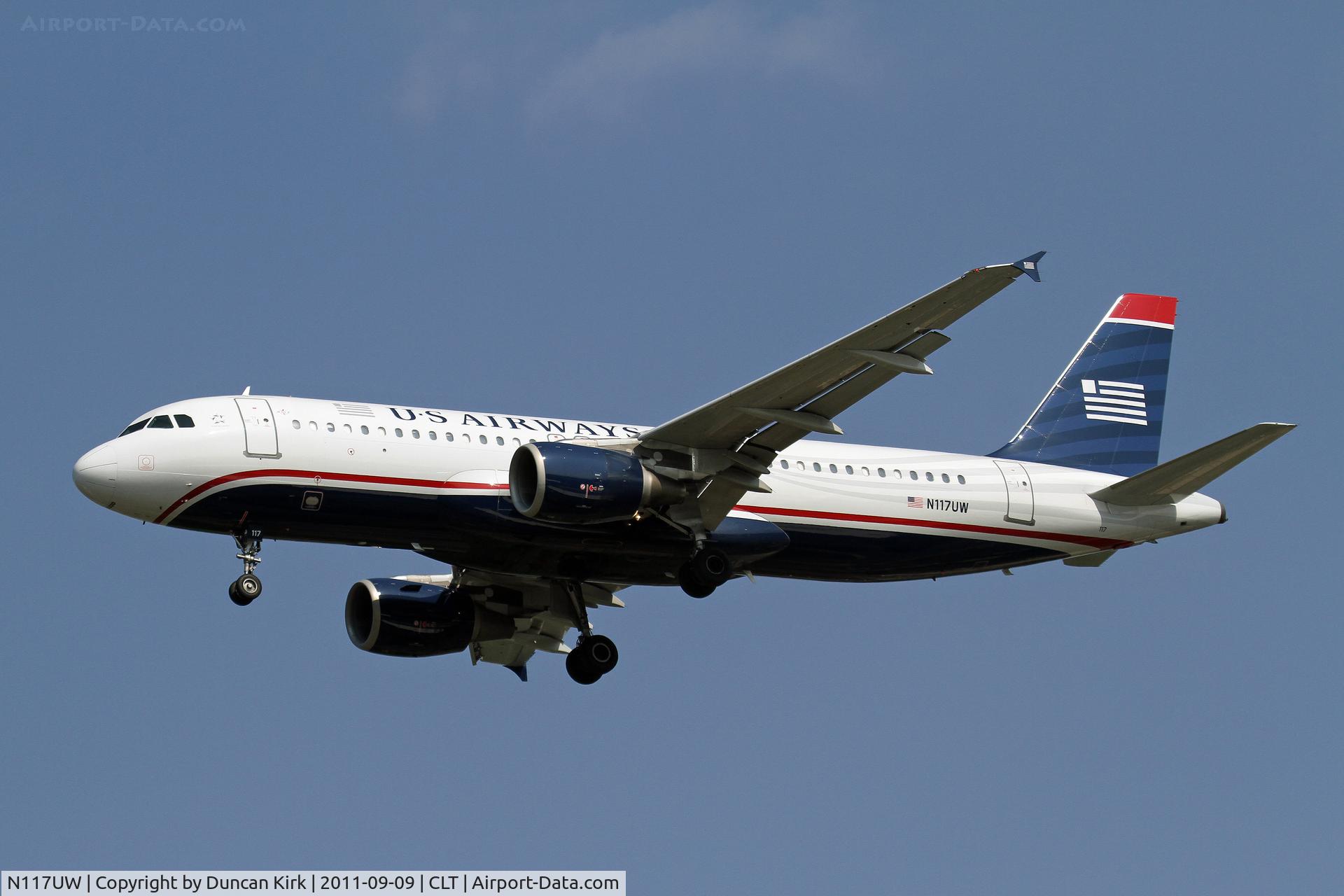 N117UW, 2000 Airbus A320-214 C/N 1224, On finals to Charlotte