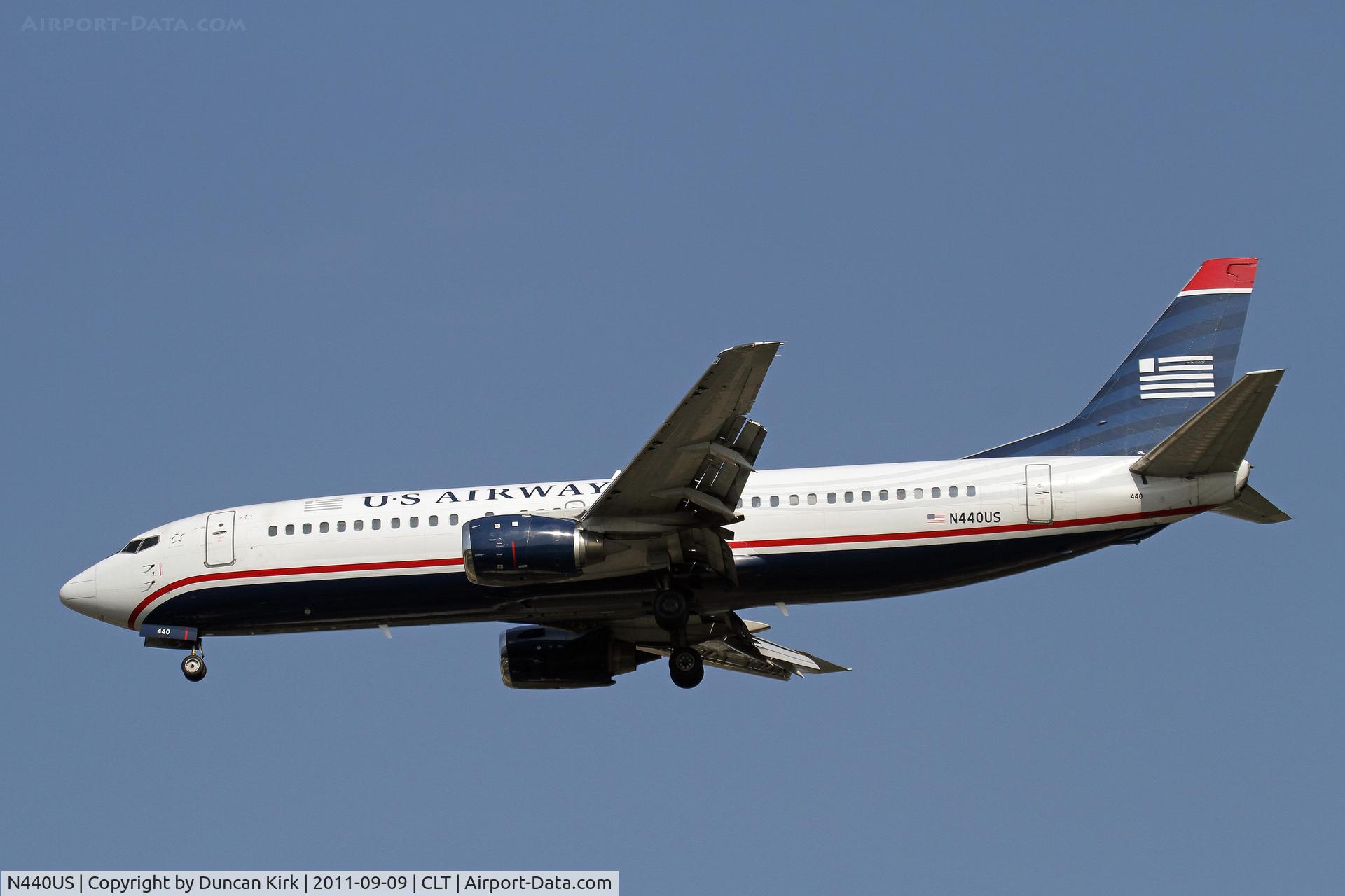 N440US, 1990 Boeing 737-4B7 C/N 24811, A nice shot on finals