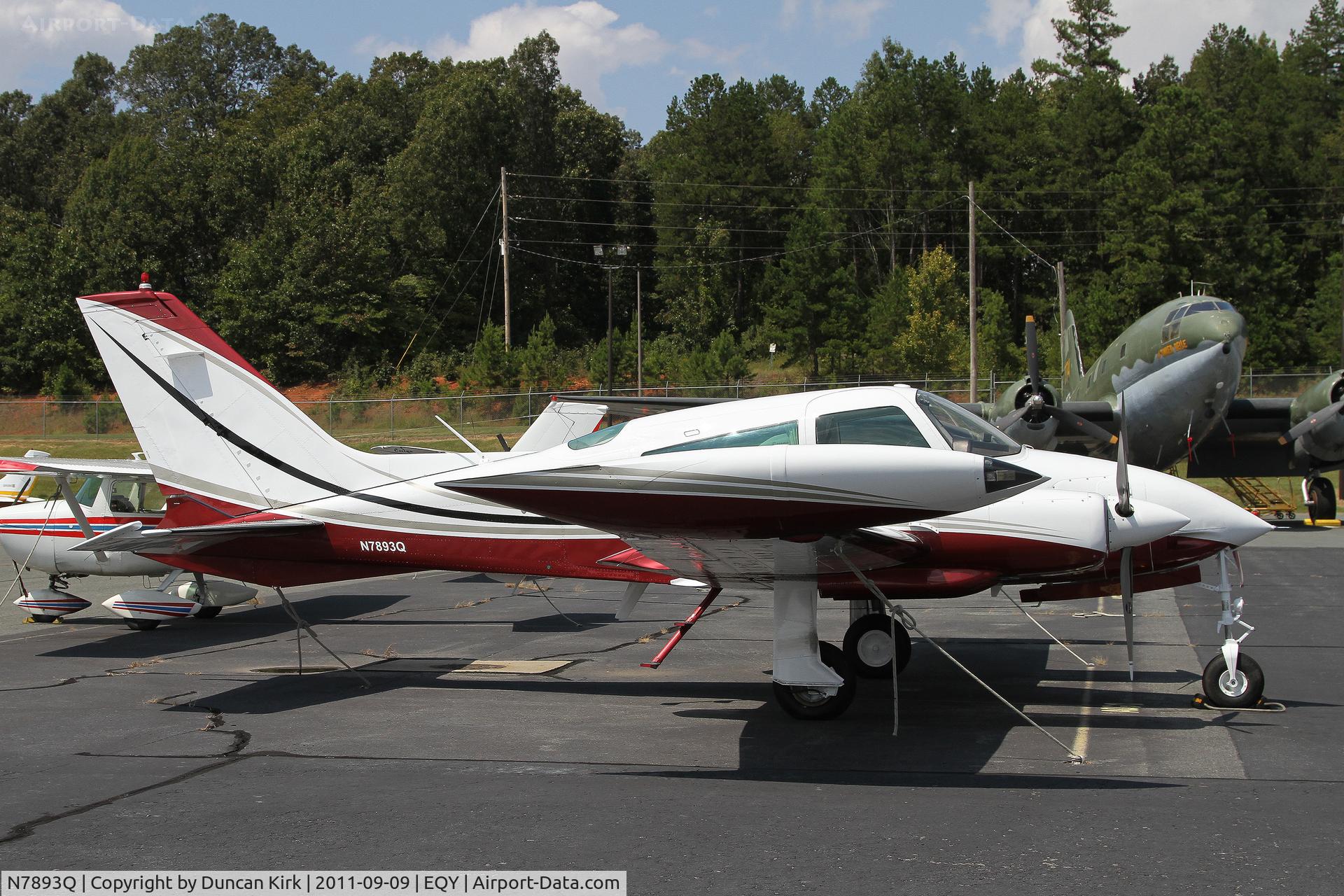 N7893Q, 1972 Cessna 310Q C/N 310Q0661, This is a sleek looking bird but difficult to photograph.