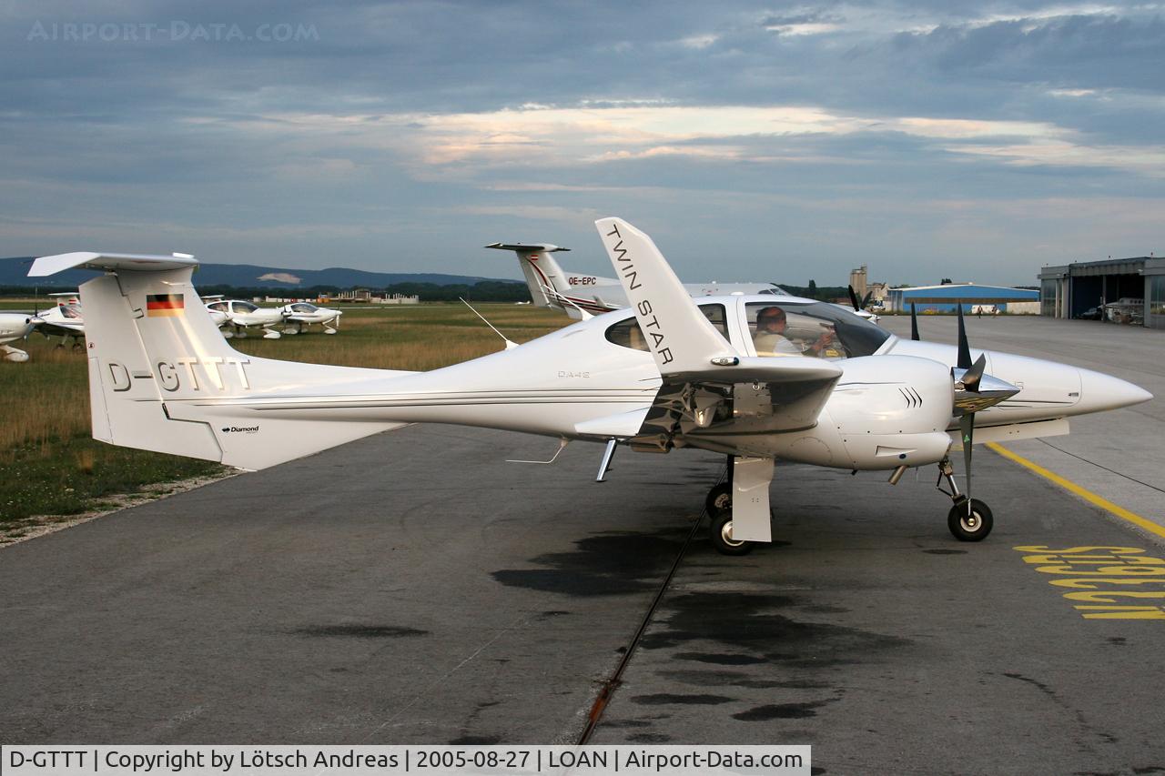 D-GTTT, Diamond DA-42 Twin Star C/N 42.036, Wiener Neustadt OST