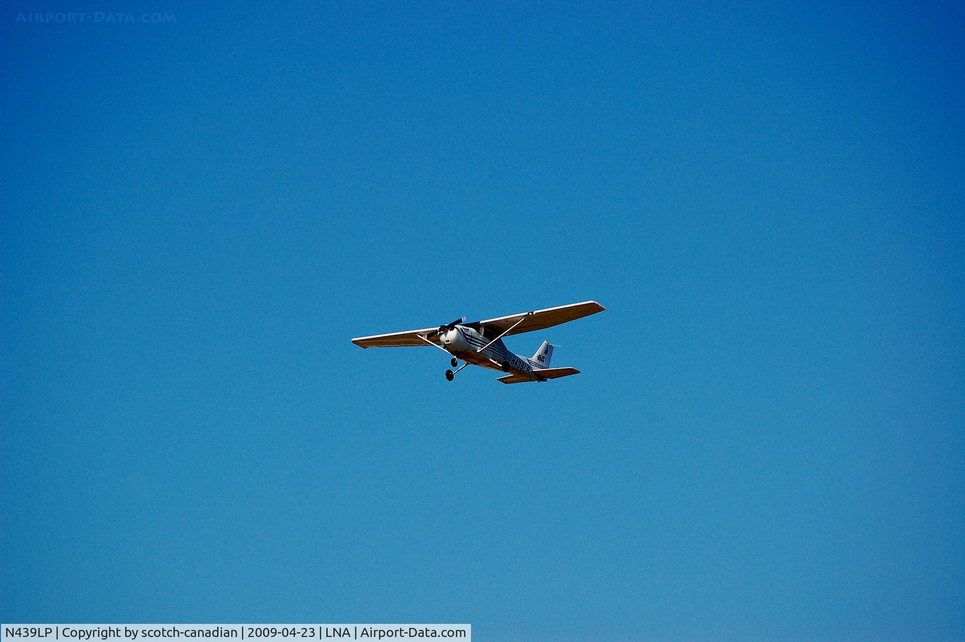 N439LP, 2003 Cessna 172S C/N 172S9439, 2003 Cessna 172S N439LP at Palm Beach County Park Airport, Lantana, FL
