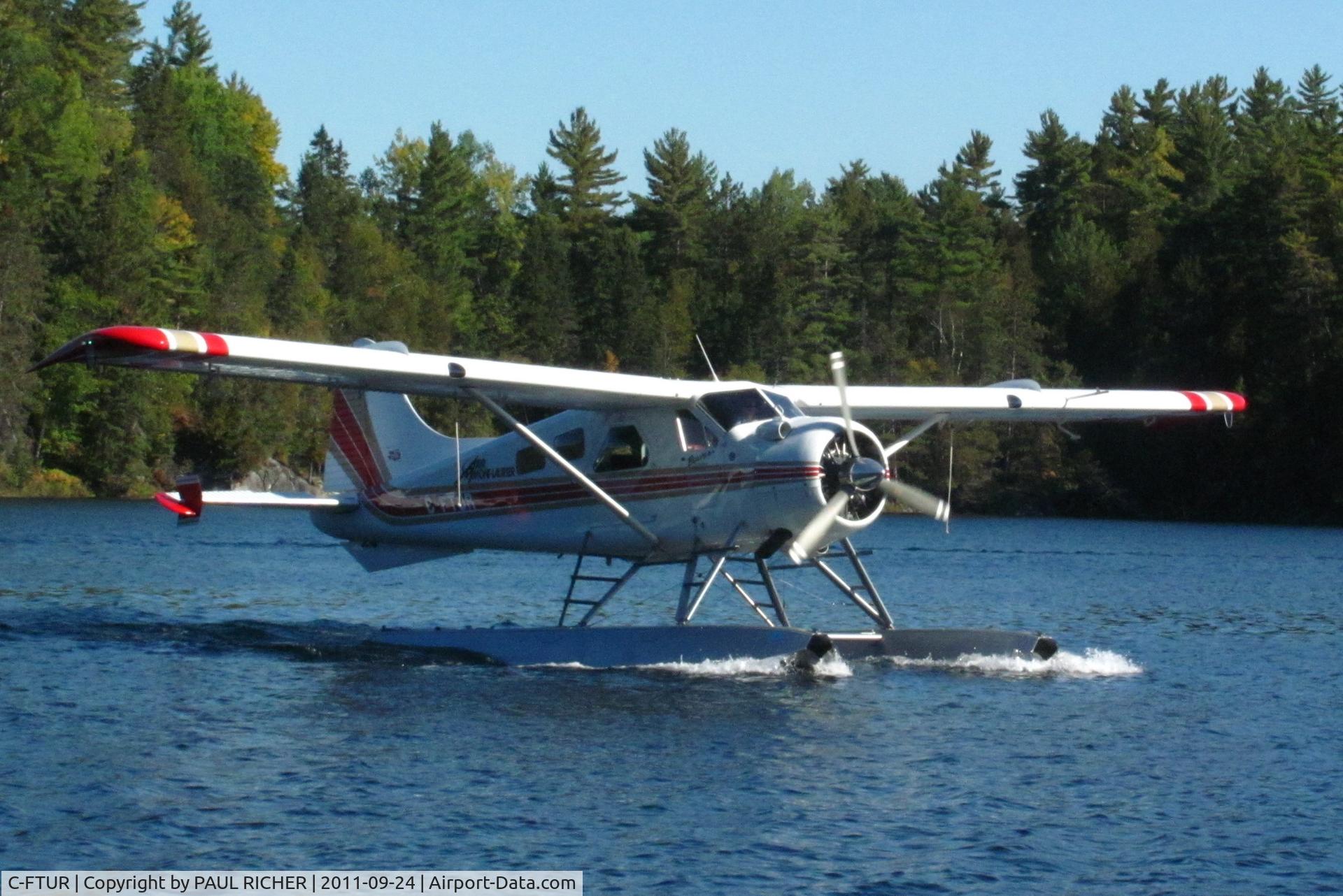 C-FTUR, 1963 De Havilland Canada DHC-2 MK. I C/N 1529, Air Mont-Laurier flight on Lac Mitchell, QC