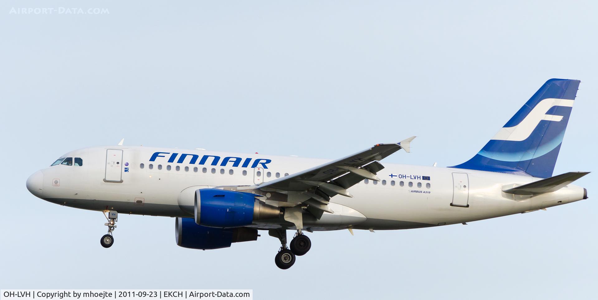 OH-LVH, 2000 Airbus A319-112 C/N 1184, Approach Copenhagen Airport