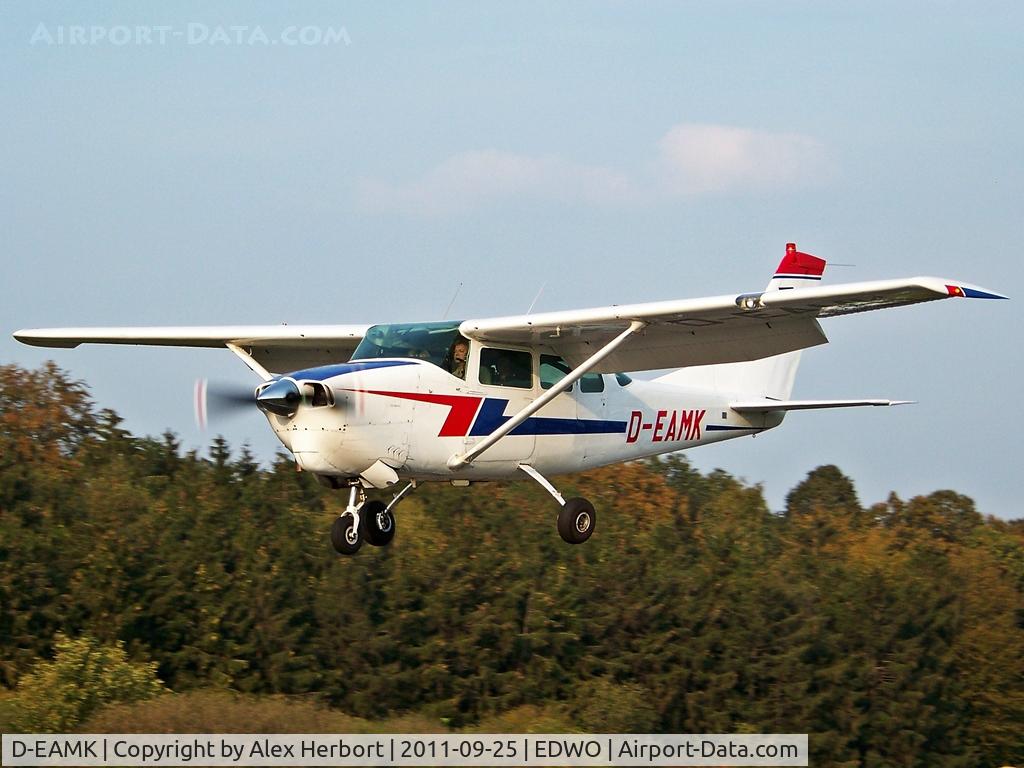 D-EAMK, Cessna T210F Turbo Centurion C/N T2100059, [Kodak Z812IS]