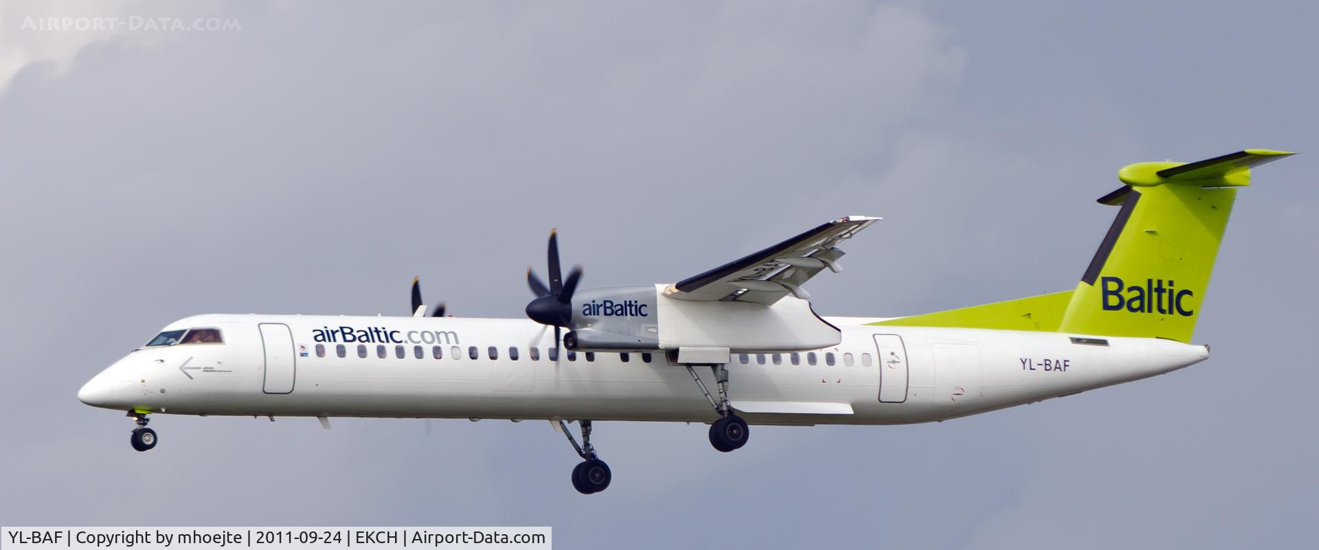 YL-BAF, 2009 De Havilland Canada DHC-8-402Q Dash 8 C/N 4293, Final approach Copenhagen Airport