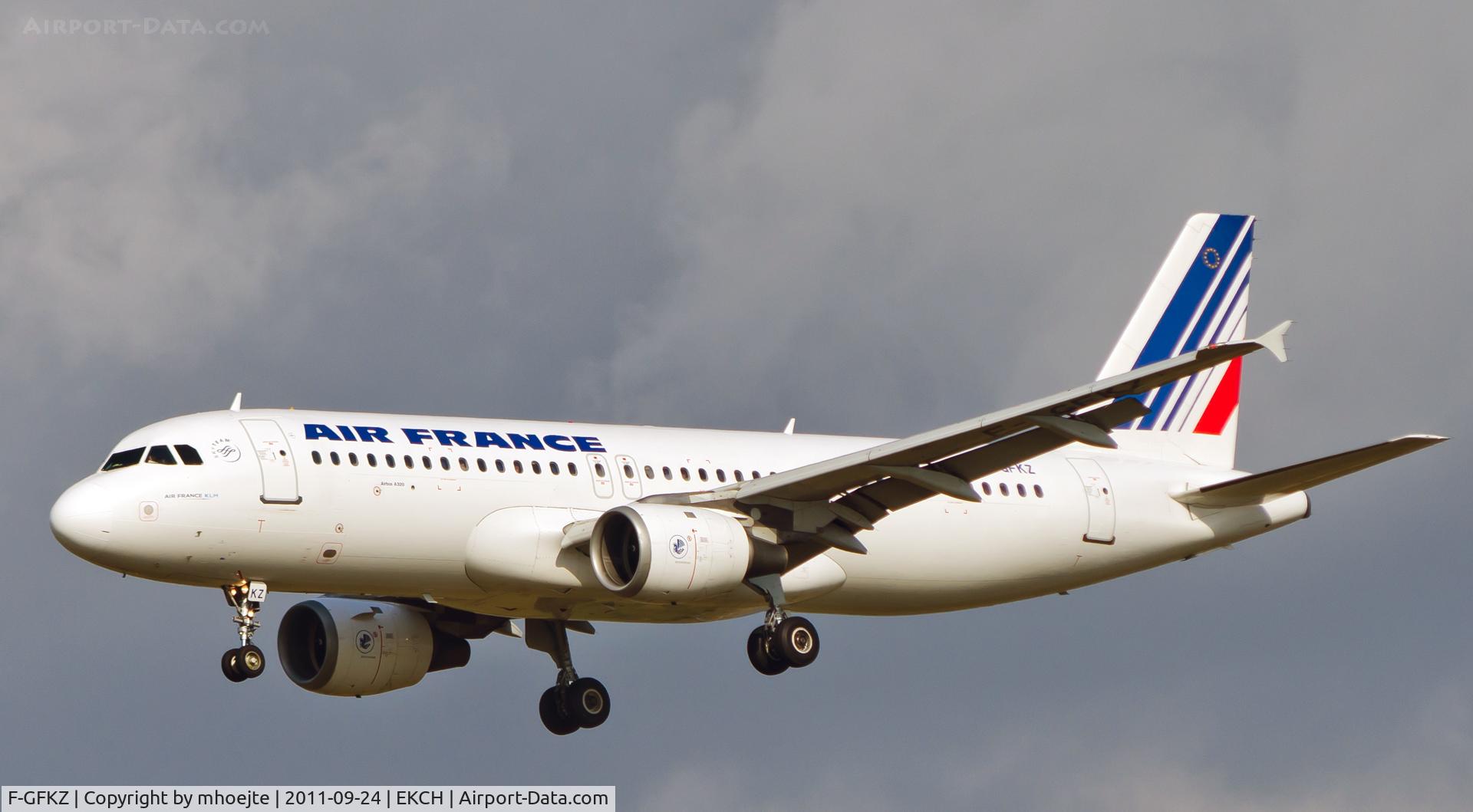F-GFKZ, 1991 Airbus A320-211 C/N 0286, FINAL APPROACH COPENHAGEN AIRPORT