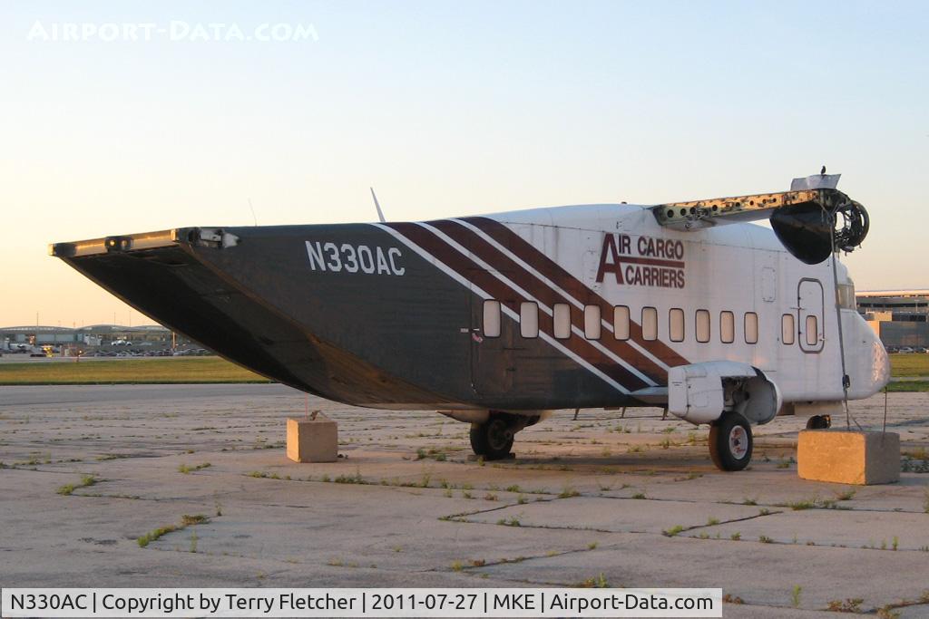 N330AC, 1976 Short SD3-30 C/N SH3007, All that remains of this aircraft - in a compound at Milwaukee airport