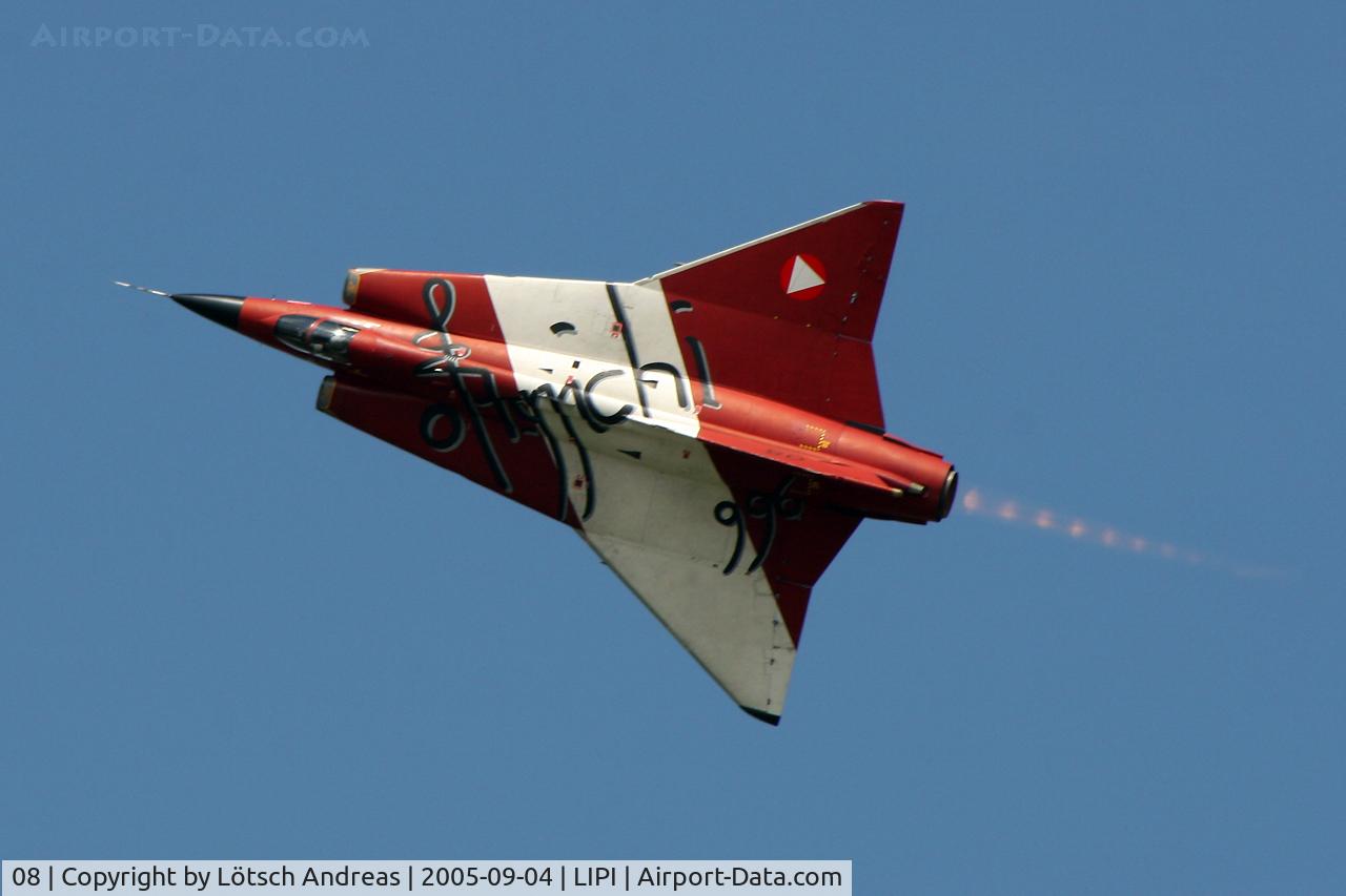 08, Saab J-35Oe MkII Draken C/N 35-1408, 08 - the Saab-Draken come to Austrian Air Force on 28. January 1988. End of the Year 2005 ends the Draken - his Service for Austrian Air Force. Good-by 