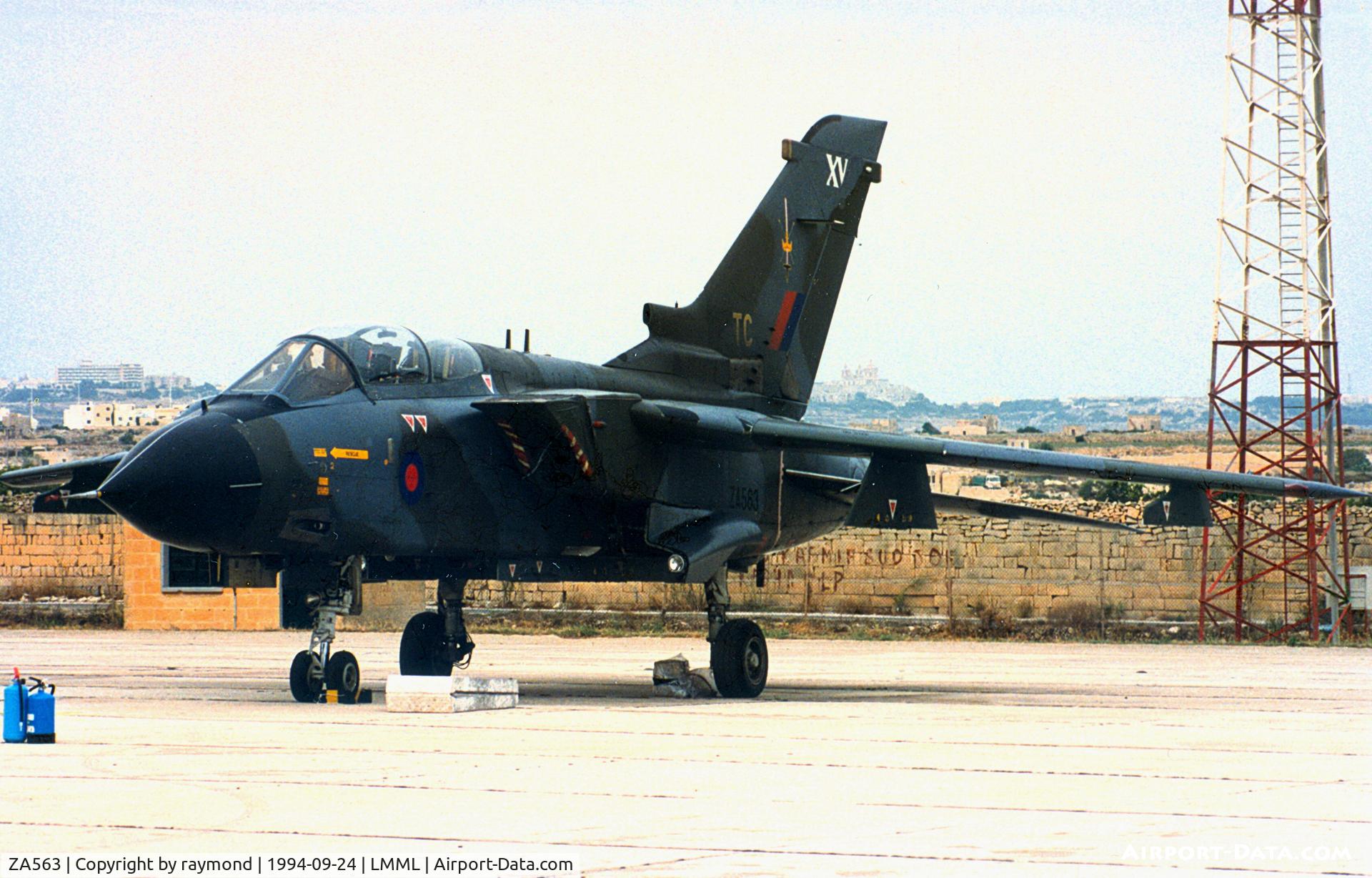 ZA563, 1982 Panavia Tornado GR.1 C/N 088/BS026/3047, Tornado ZA563/TC 15Sqd RAF