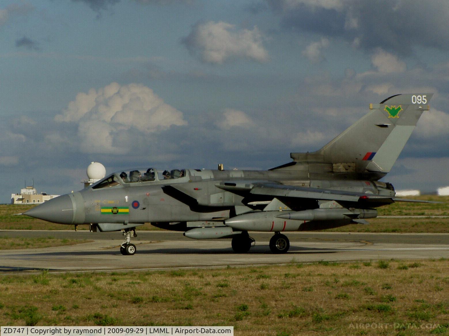 ZD747, 1984 Panavia Tornado GR.4 C/N 379/BS128/3175, Tornado ZD747/095 9Sqd RAF