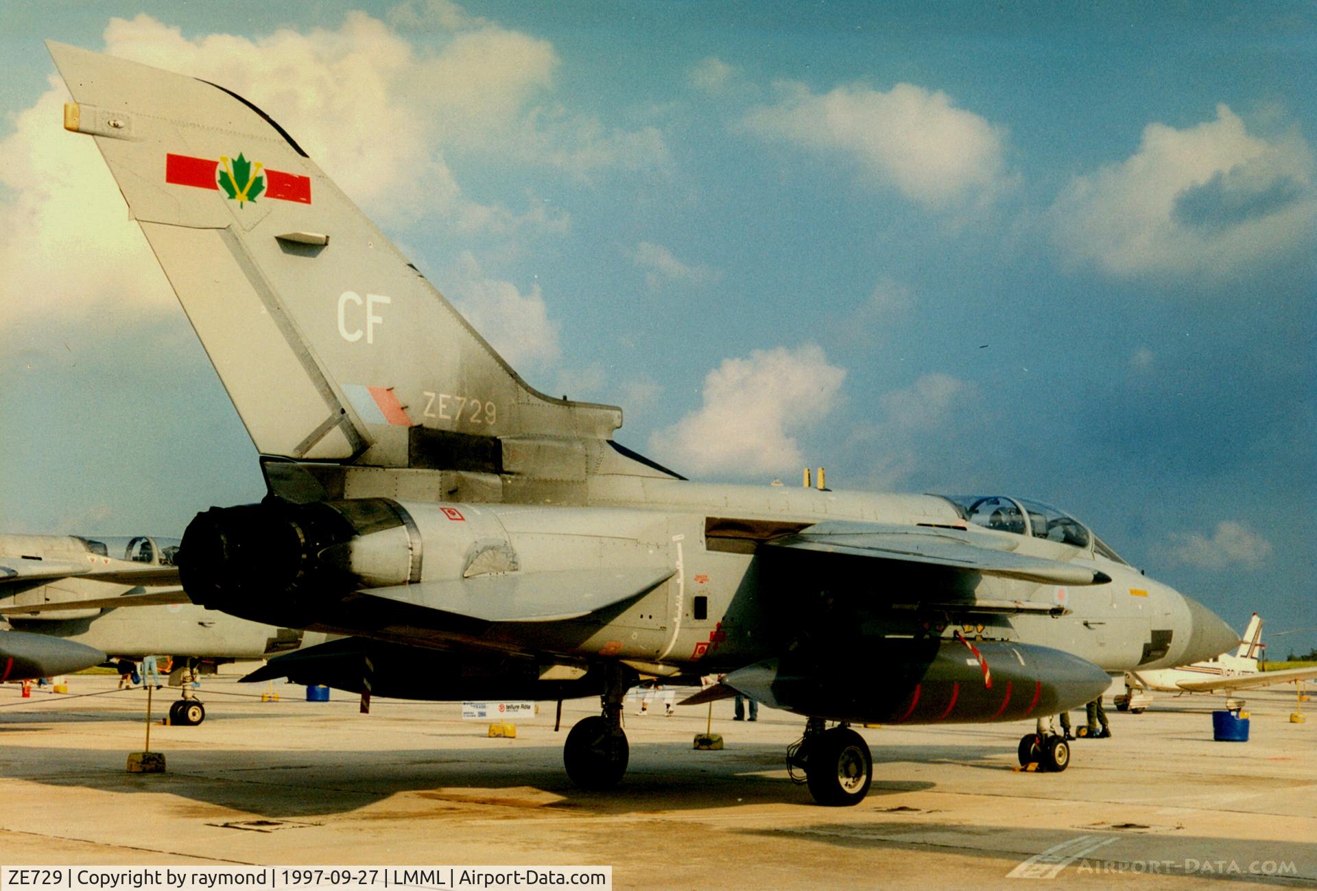 ZE729, 1987 Panavia Tornado F.3 C/N AS045/654/3293, Tornado ZE729/CF 5Sqd RAF