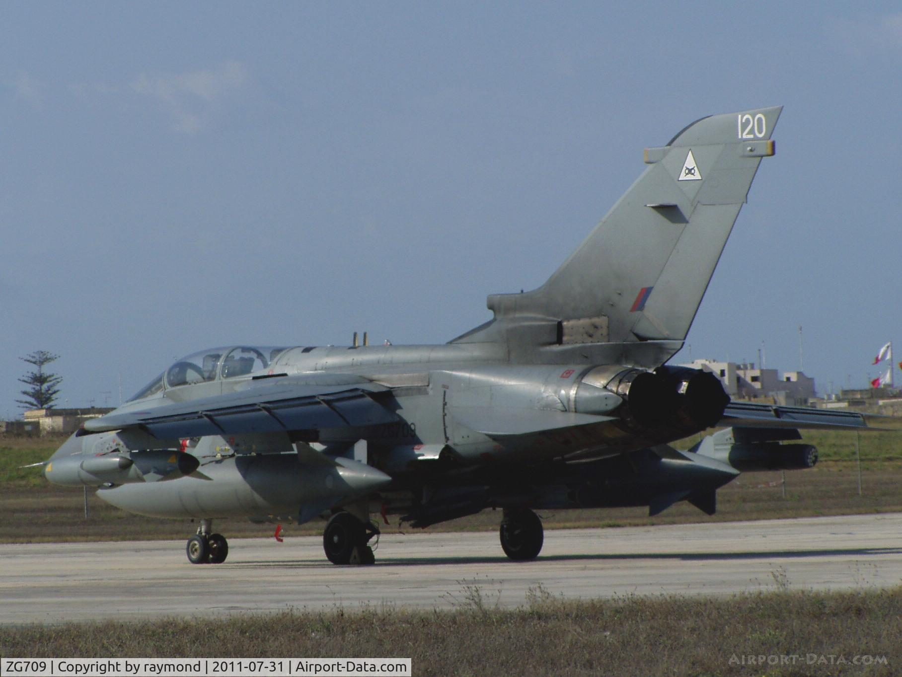 ZG709, 1989 Panavia Tornado GR.4A C/N BS176/816/2655, Tornado ZG709/120 2Sqd RAF