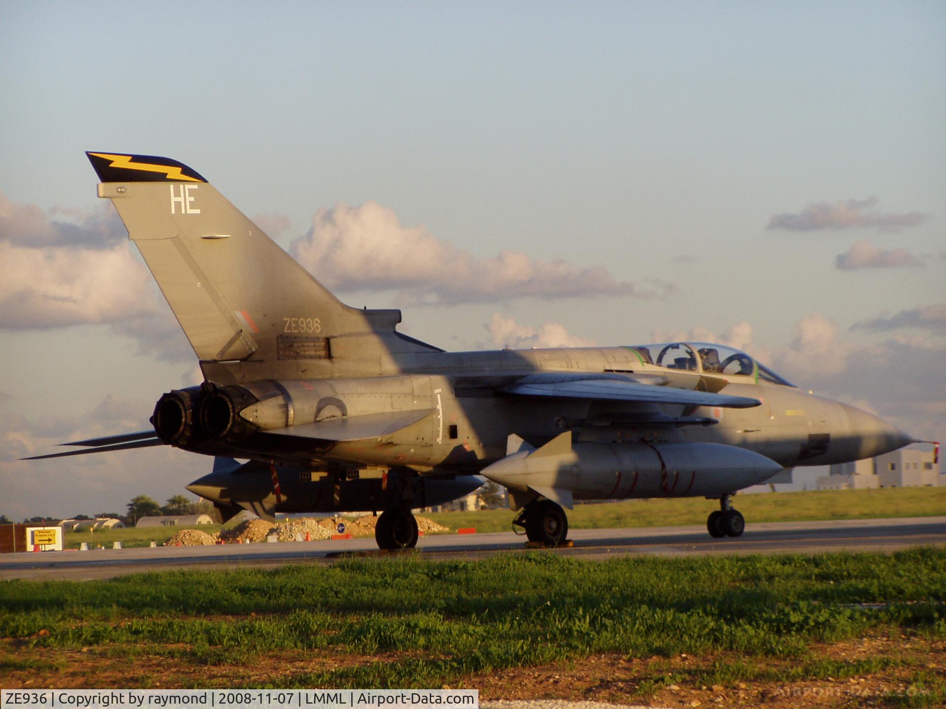 ZE936, 1989 Panavia Tornado F.3 C/N AS106/781/3364, Tornado ZE936/HE 111Sqd RAF