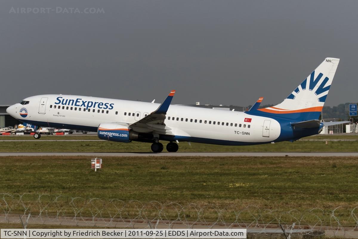 TC-SNN, 2010 Boeing 737-8HC C/N 40775, departure via RW25