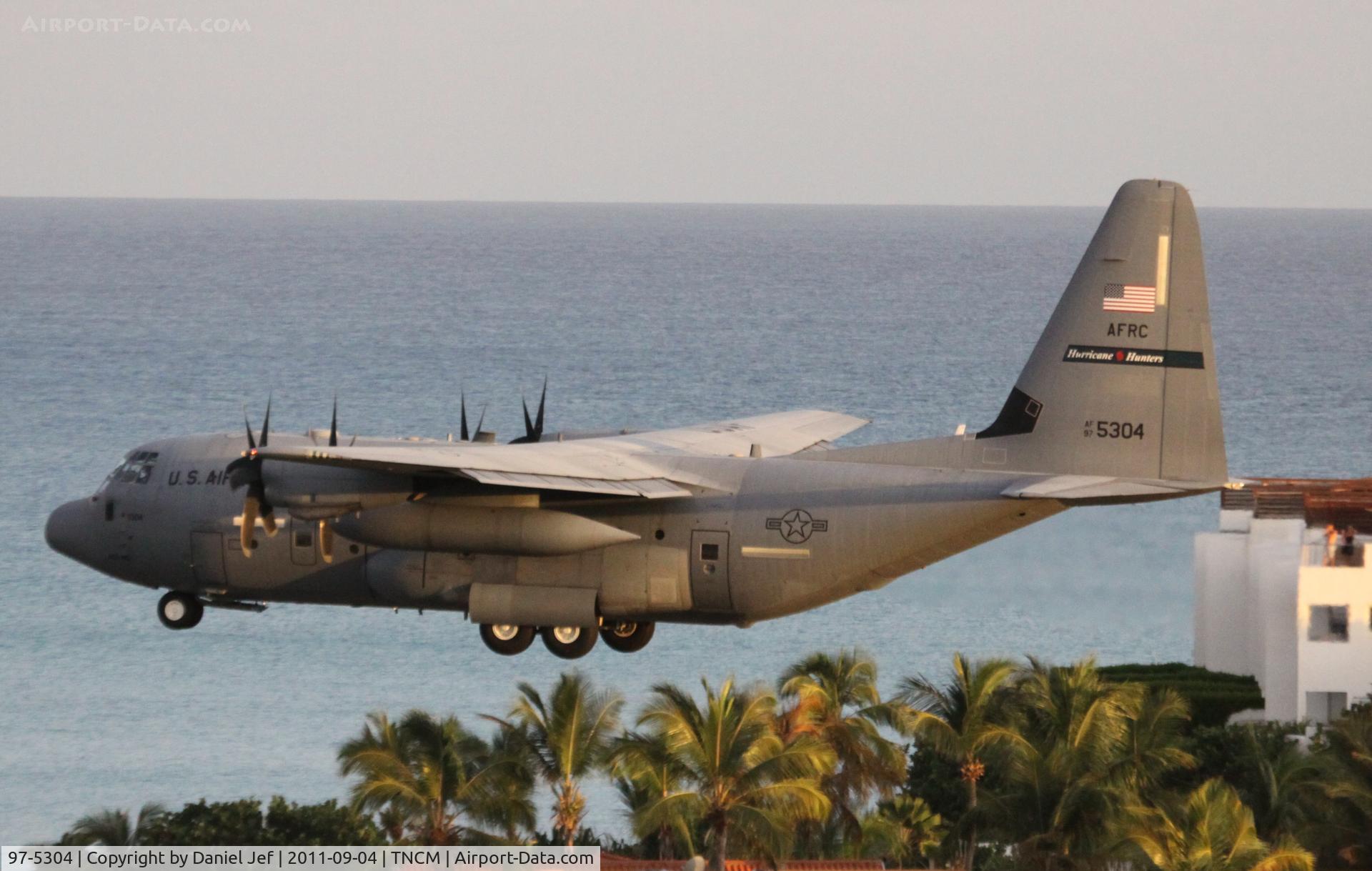 97-5304, 1997 Lockheed Martin WC-130J Hercules C/N 382-5474, Hurricane hunter 97-5304 on a low pass at TNCM