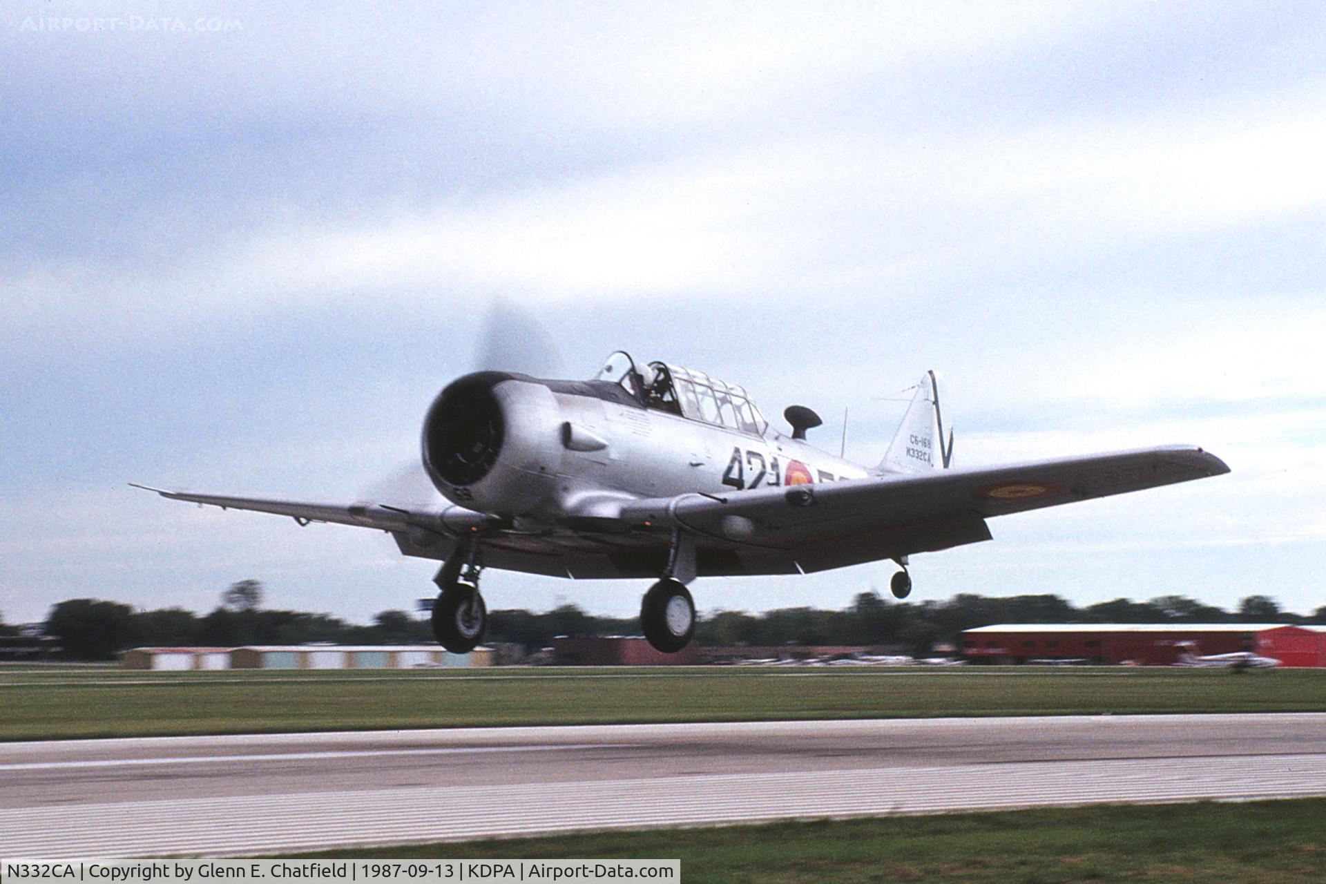 N332CA, 1944 North American T-6G Texan C/N 168-409, Take-off on runway 27