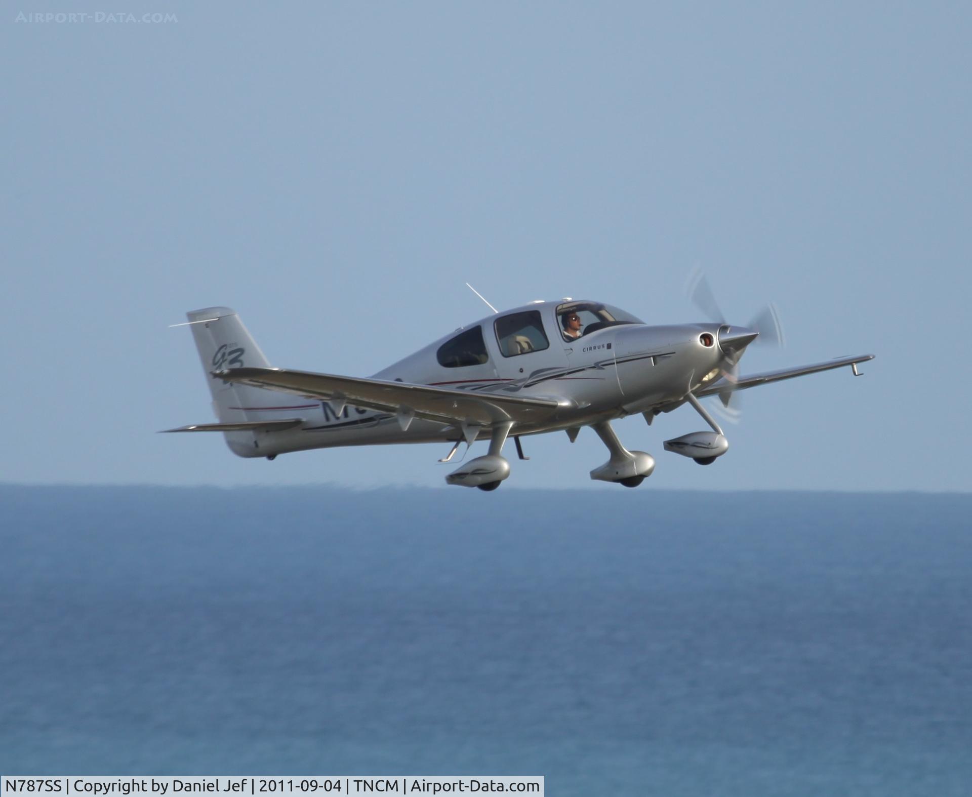 N787SS, 2007 Cirrus SR22 G3 GTS C/N 2505, N787SS departing TNCM