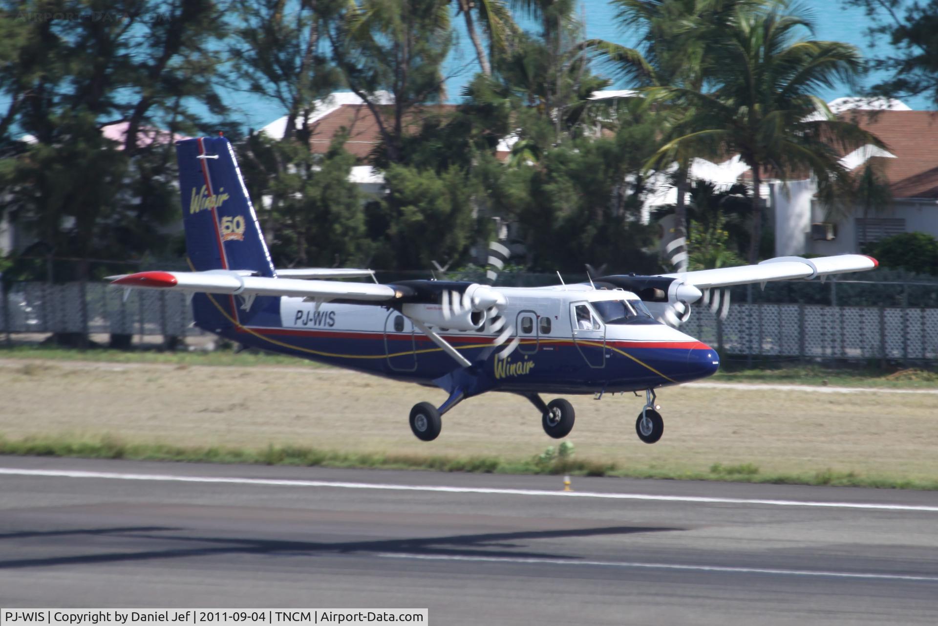 PJ-WIS, 1975 De Havilland Canada DHC-6-300 Twin Otter C/N 447, PJ-WIS departing TNCM runway 28